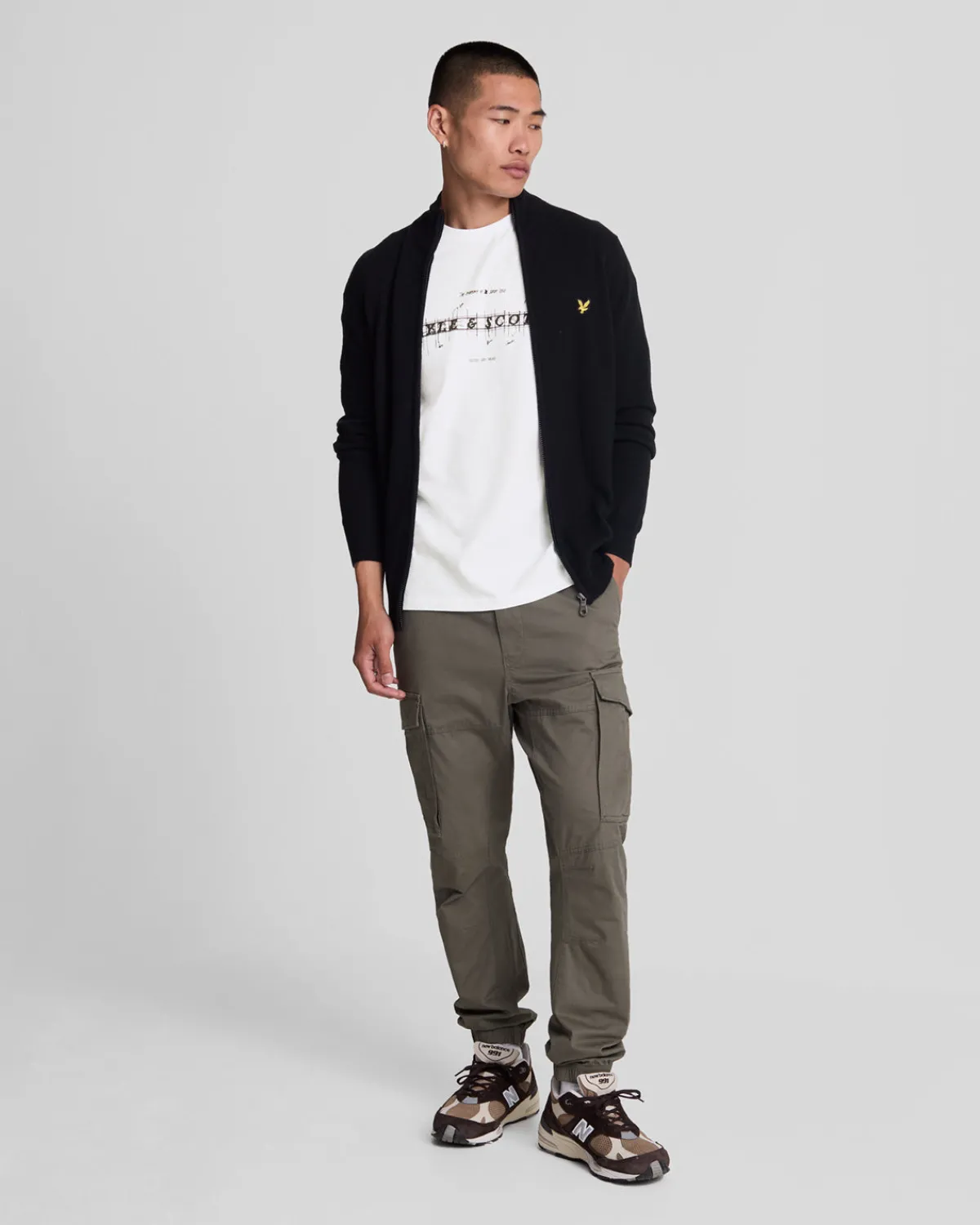anatomie_der_schrift_grafik_tshirt_1.webp Lyle & Scott Vermächtnis | T-shirts<Anatomie der Schrift Grafik T-Shirt White