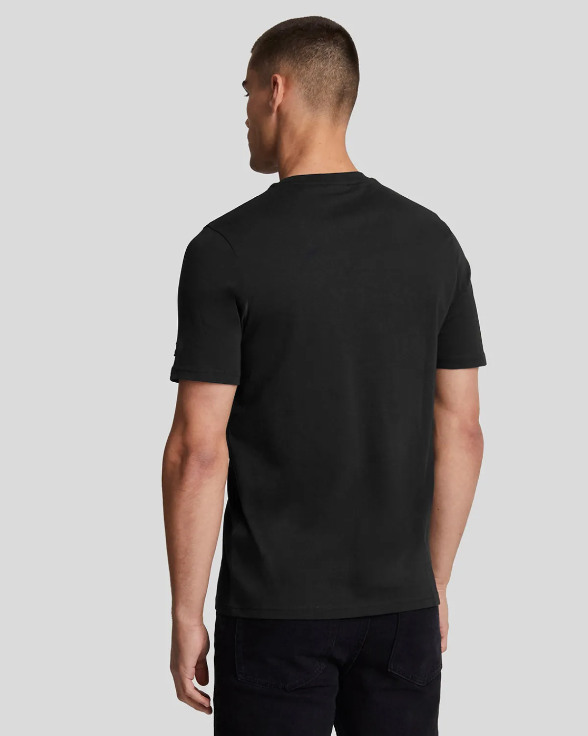 anatomie_der_schrift_grafik_tshirt_2-1.webp Lyle & Scott T-shirts<Anatomie der Schrift Grafik T-Shirt JetBlack