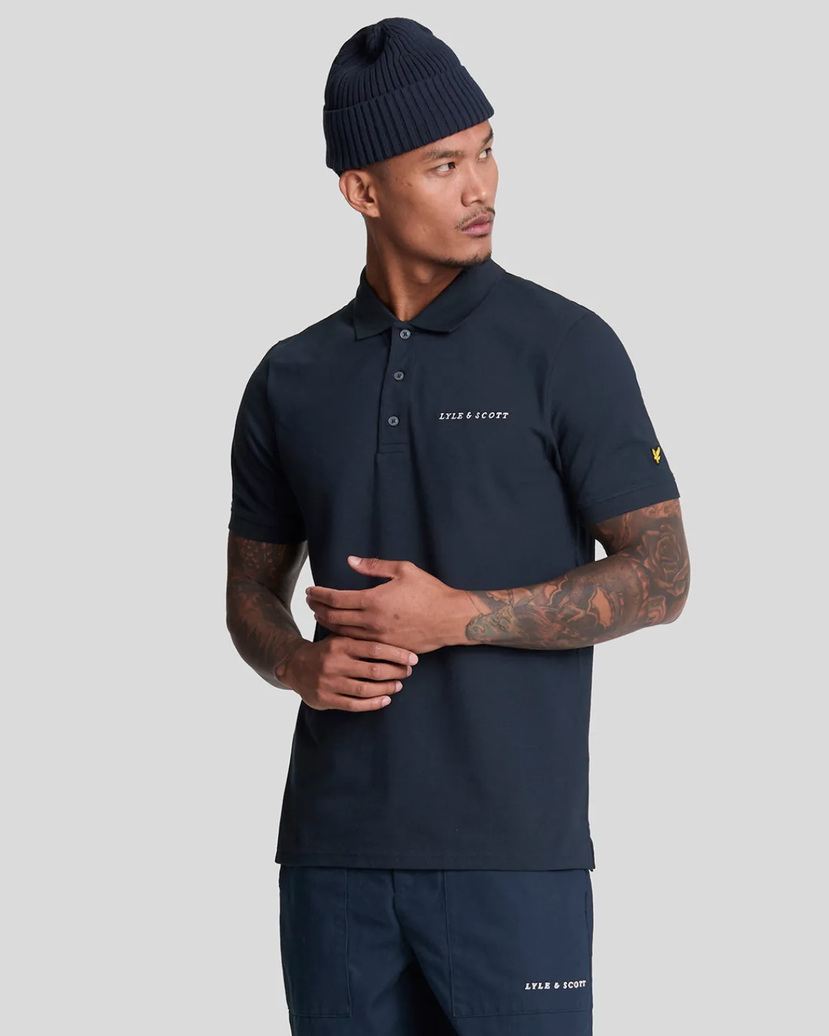 besticktes_polohemd_0-3.webp Lyle & Scott Drehbuchsticke | Polohemden<Besticktes Polohemd DarkNavy/Cove