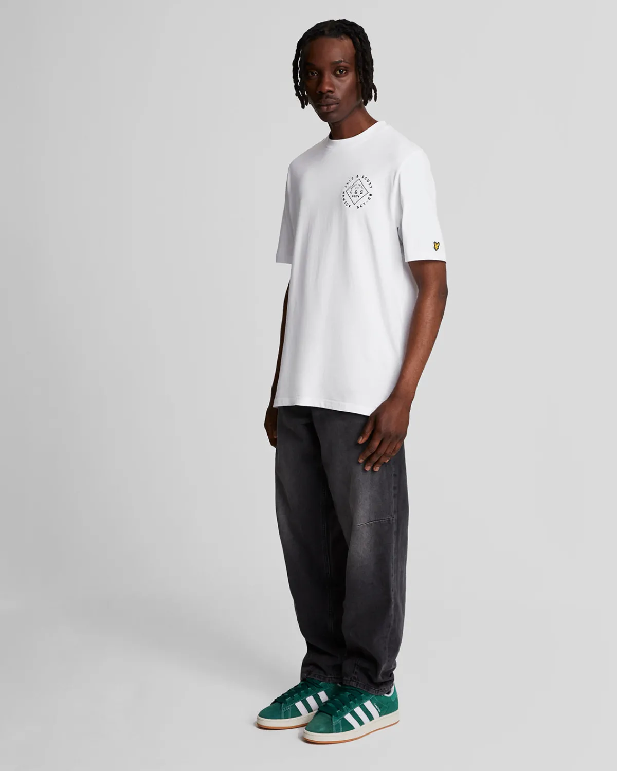 briefmarkentshirt_1.webp Lyle & Scott Vermächtnis | T-shirts<Briefmarken-T-Shirt White
