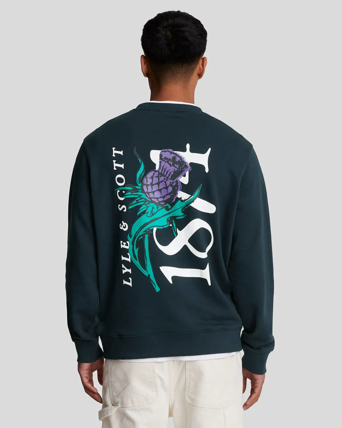 distel_flora_bedrucktes_sweatshirt_mit_rundhalsausschnitt_0-1.webp Lyle & Scott Vermächtnis | Sweatshirts<Distel Flora Bedrucktes Sweatshirt mit Rundhalsausschnitt DarkNavy