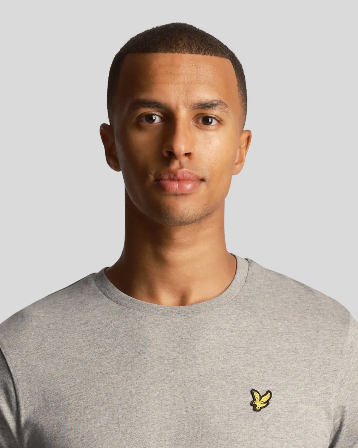 einfarbiges_tshirt_3-13.webp Lyle & Scott Grundlegendes | T-shirts<Einfarbiges T-Shirt MidGreyMargel
