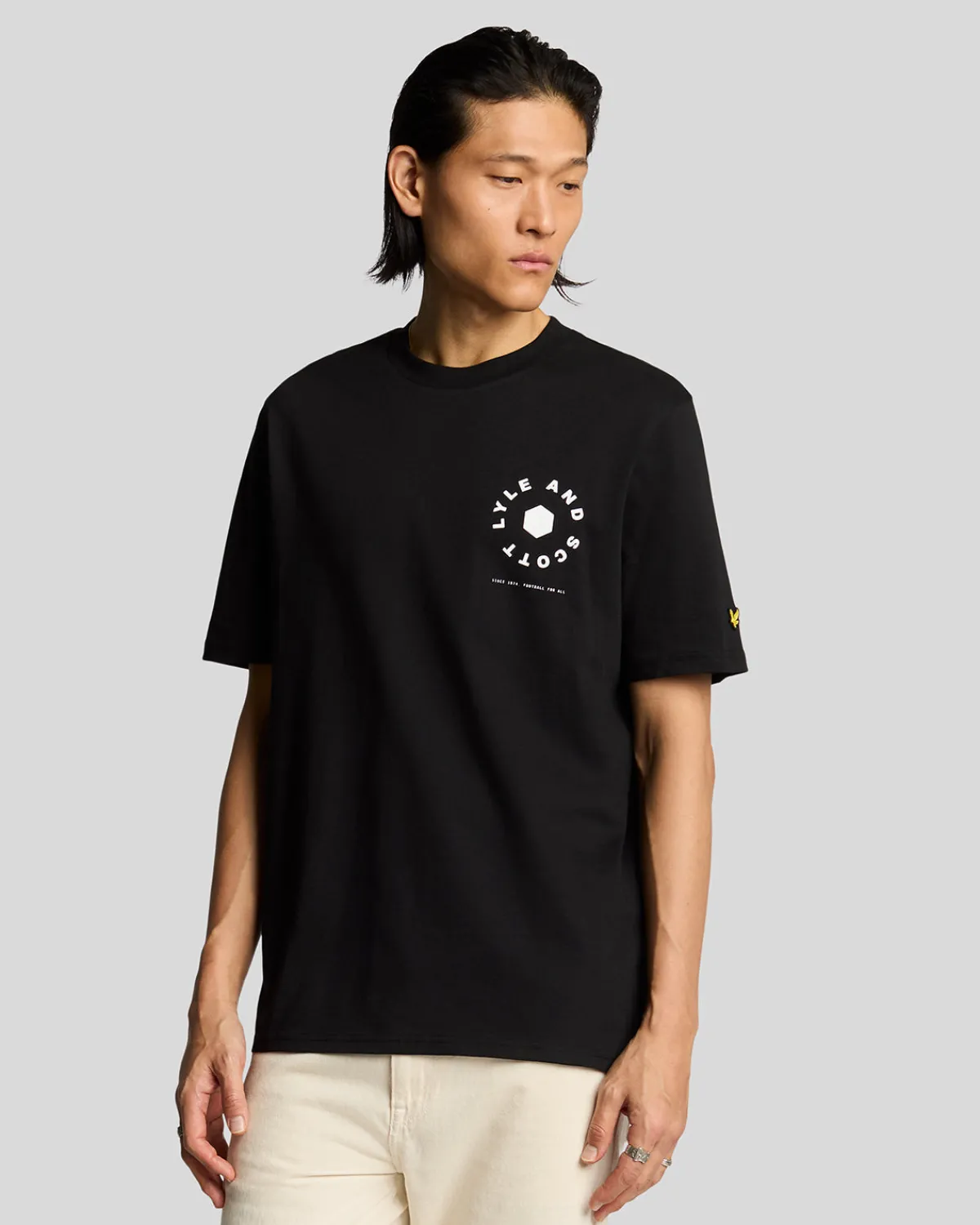 fuballrad_grafik_tshirt_1-1.webp Lyle & Scott Vermächtnis | T-shirts<Fußballrad Grafik T-Shirt JetBlack