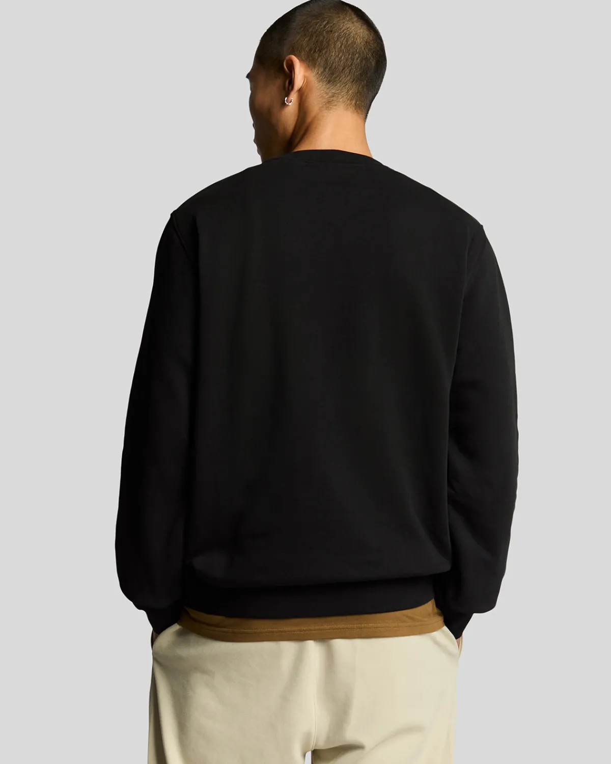gegrndet__grafik_rundhalsausschnitt_sweatshirt_2.webp Lyle & Scott Vermächtnis | Sweatshirts<Gegründet 1874 Grafik Rundhalsausschnitt Sweatshirt JetBlack