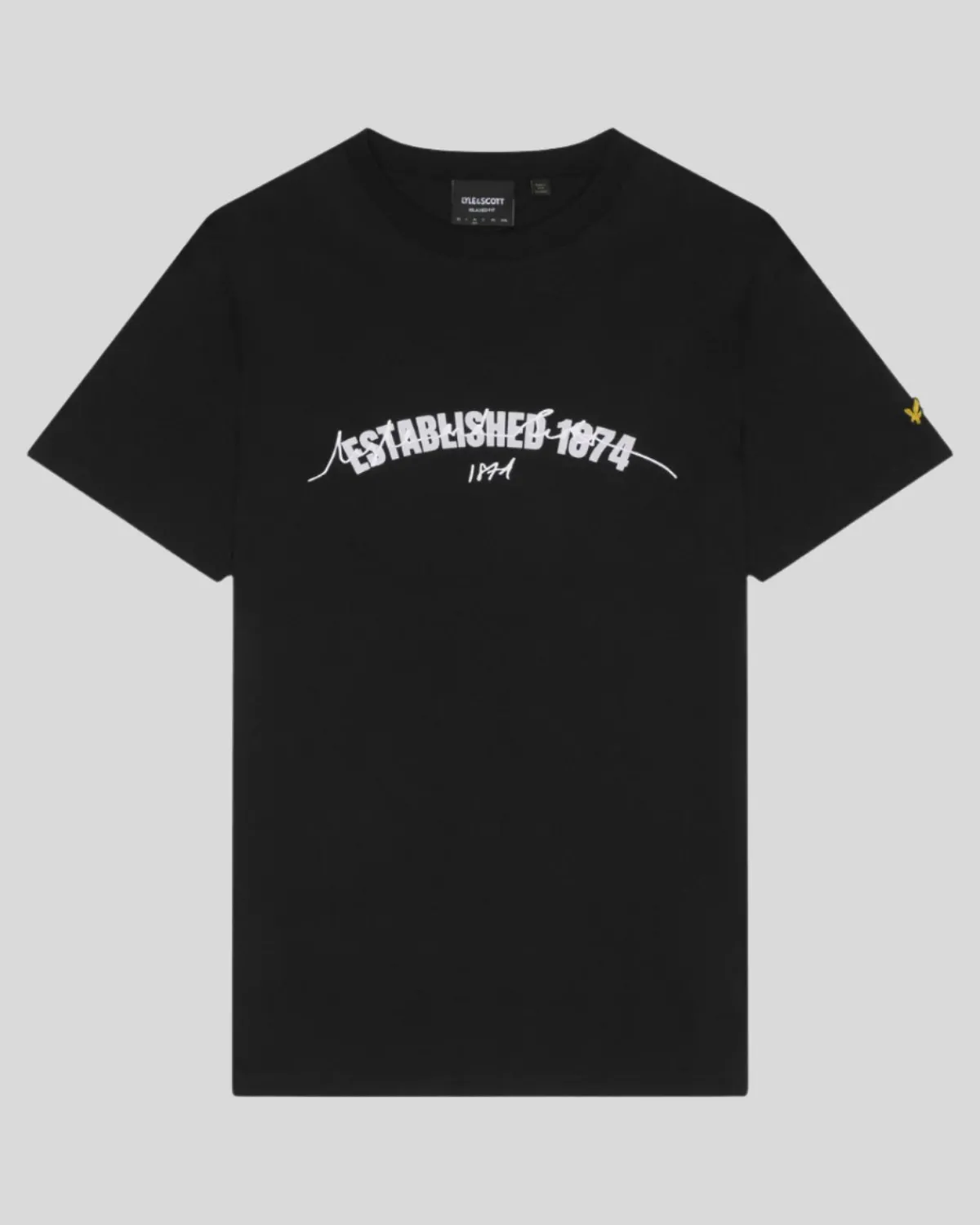 gegrndet__grafik_tshirt_4.webp Lyle & Scott Vermächtnis | T-shirts<Gegründet 1874 Grafik T-Shirt JetBlack