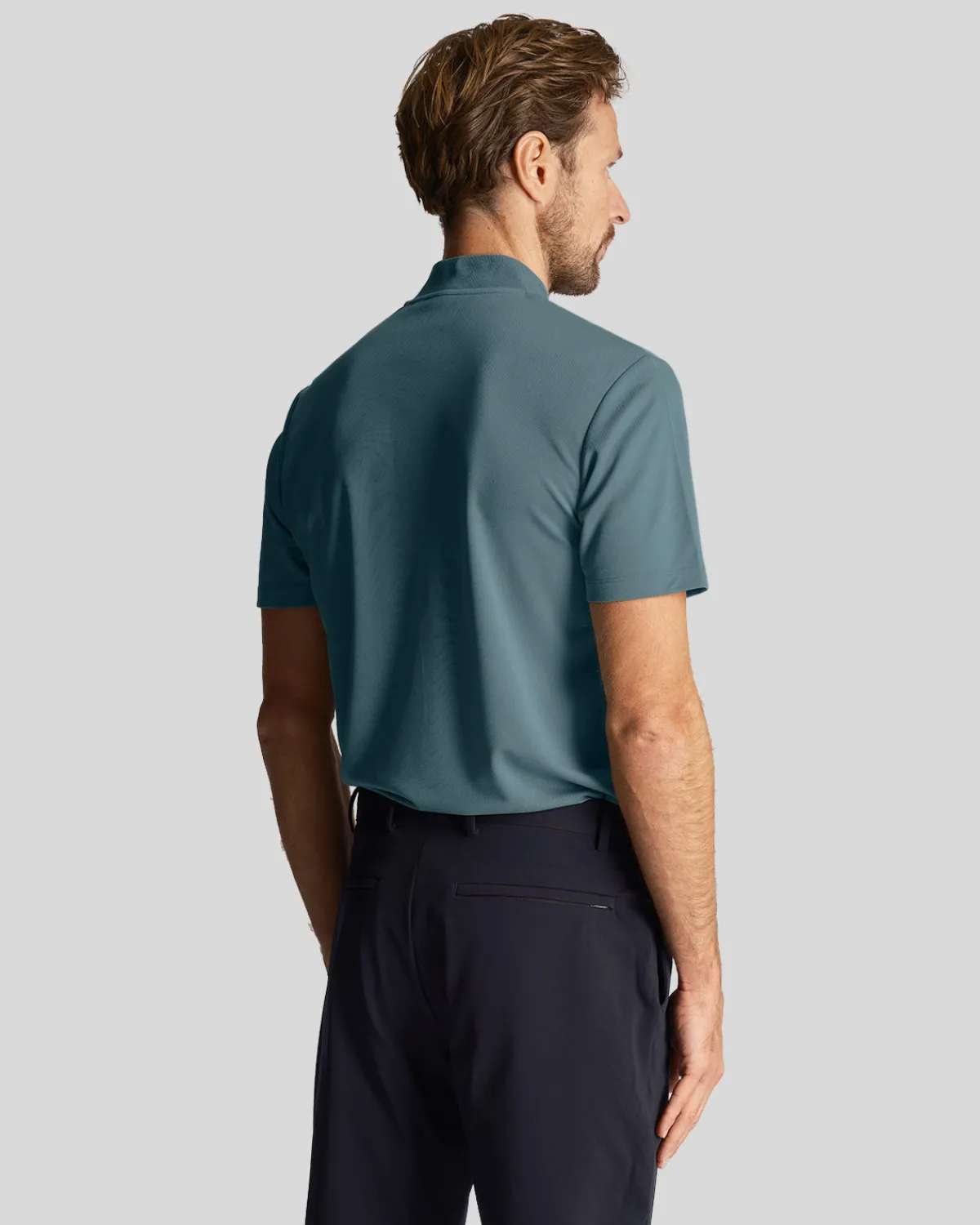 golf_bomber_polohemd_mit_kragen_2.webp Lyle & Scott Golf | Polohemden<Golf Bomber Polohemd mit Kragen Eisenblau
