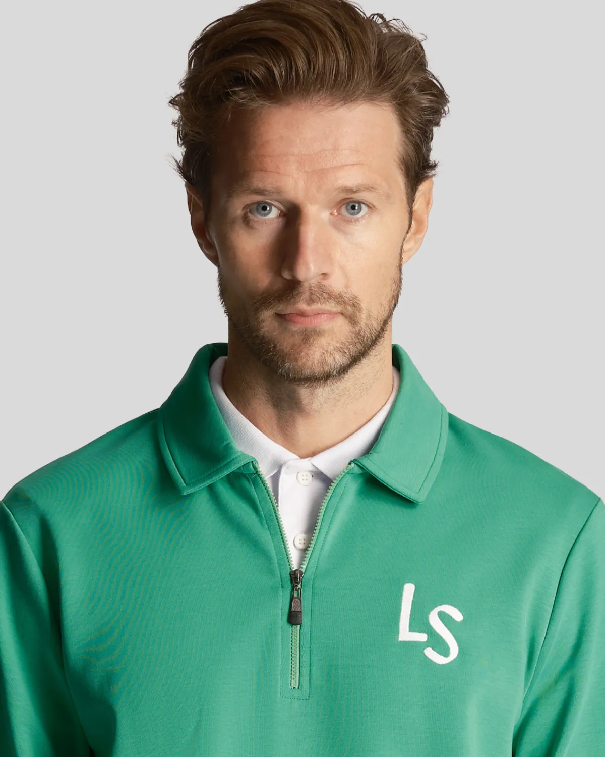 golf_ls_logo__zip_sweatshirt_3.webp Lyle & Scott Golf | Sweatshirts<Golf LS Logo 1/4 Zip Sweatshirt FairwayGreen