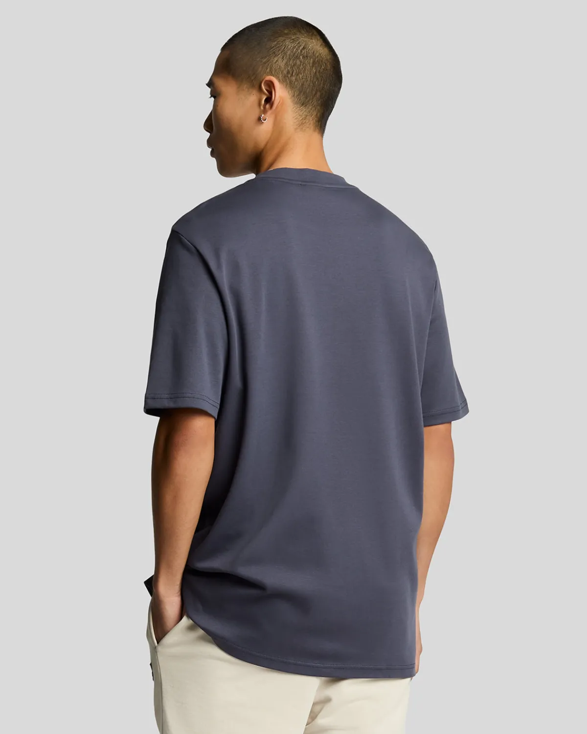 interlock_tshirt_2.webp Lyle & Scott Vermächtnis | T-shirts<Interlock T-Shirt NavyNight