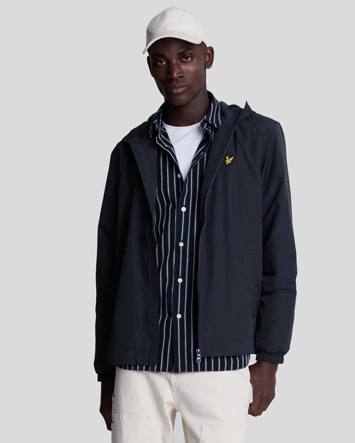 jacke_mit_kapuze_und_reiverschluss_0.webp Lyle & Scott Grundlegendes | Mäntel & Jacken<Jacke mit Kapuze und Reißverschluss DunkleMarine