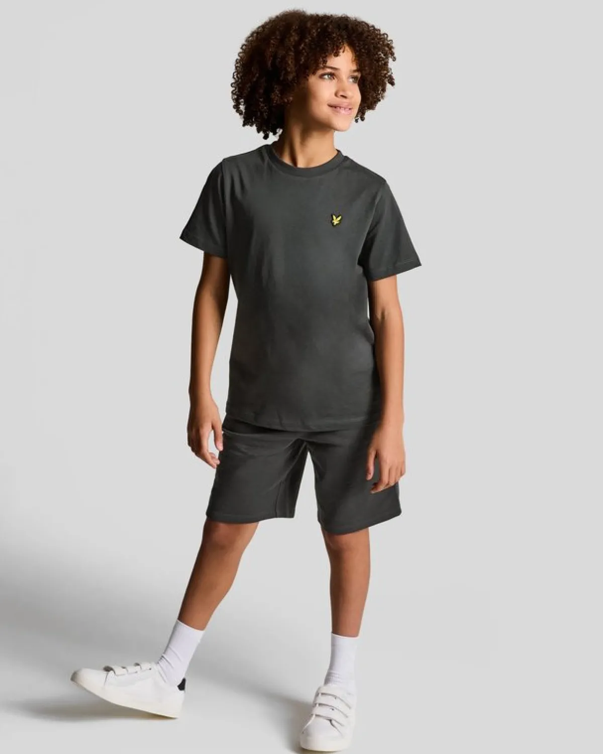kinder_tshirt_einfarbig_1-6.webp Lyle & Scott Kinder Polos & T-shirts<Kinder T-Shirt einfarbig