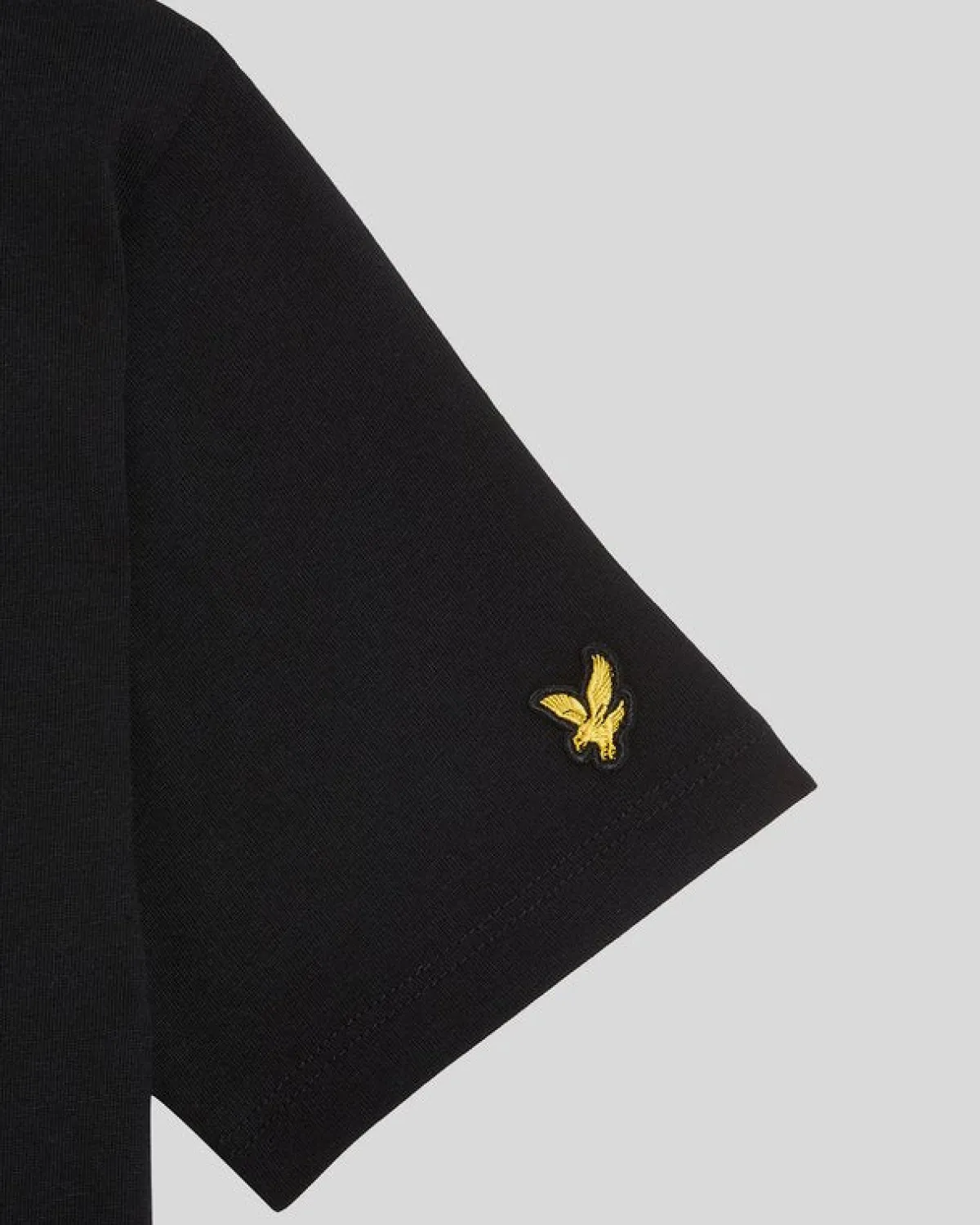 kinder_tshirt_mit_gestickter_schrift_2-1.webp Lyle & Scott Kinder Polos & T-shirts<Kinder T-Shirt mit gestickter Schrift JetBlack