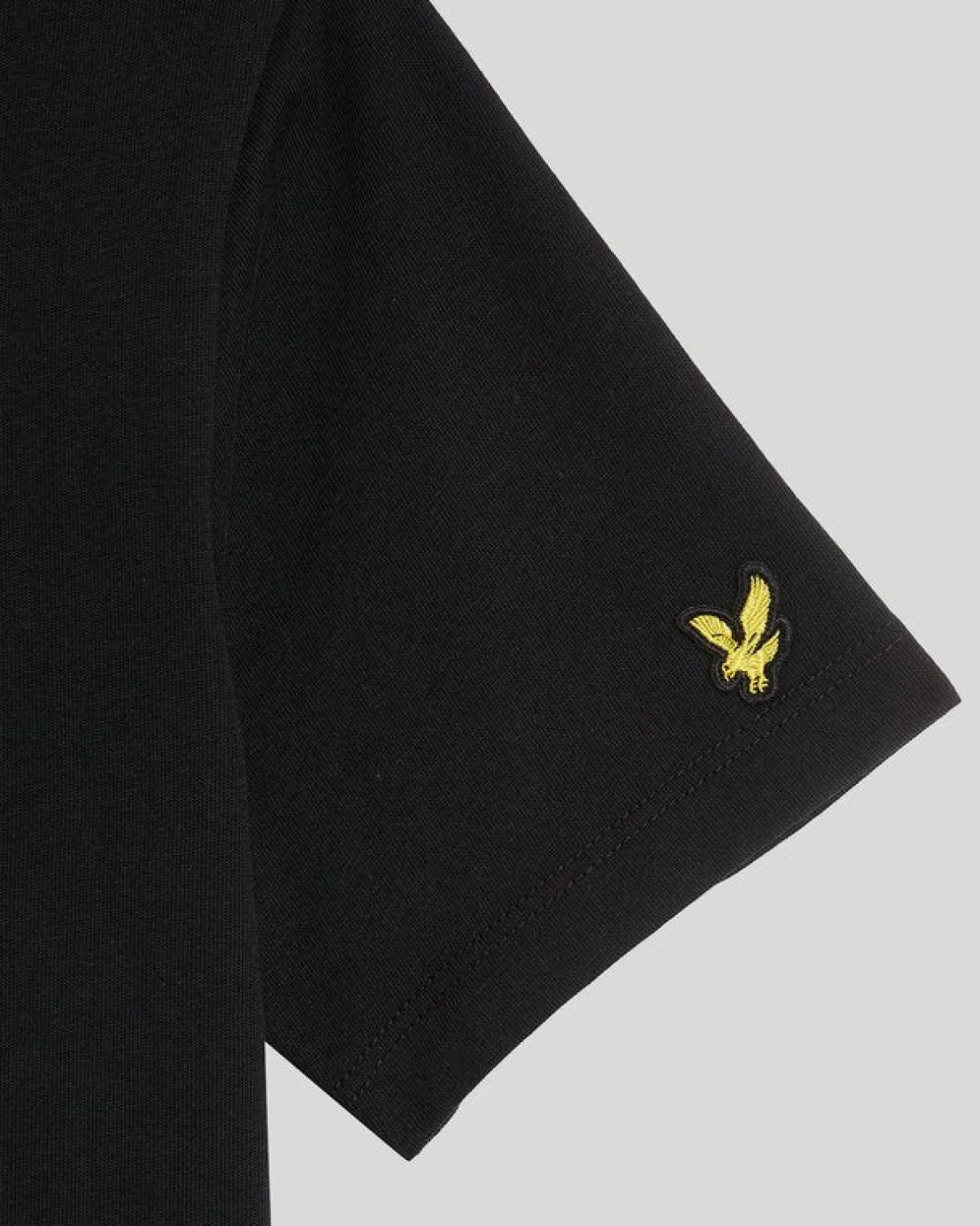 kinder_tshirt_mit_mehrfarbiger_stickerei_1.webp Lyle & Scott Kinder Polos & T-shirts<Kinder T-Shirt mit mehrfarbiger Stickerei JetBlack