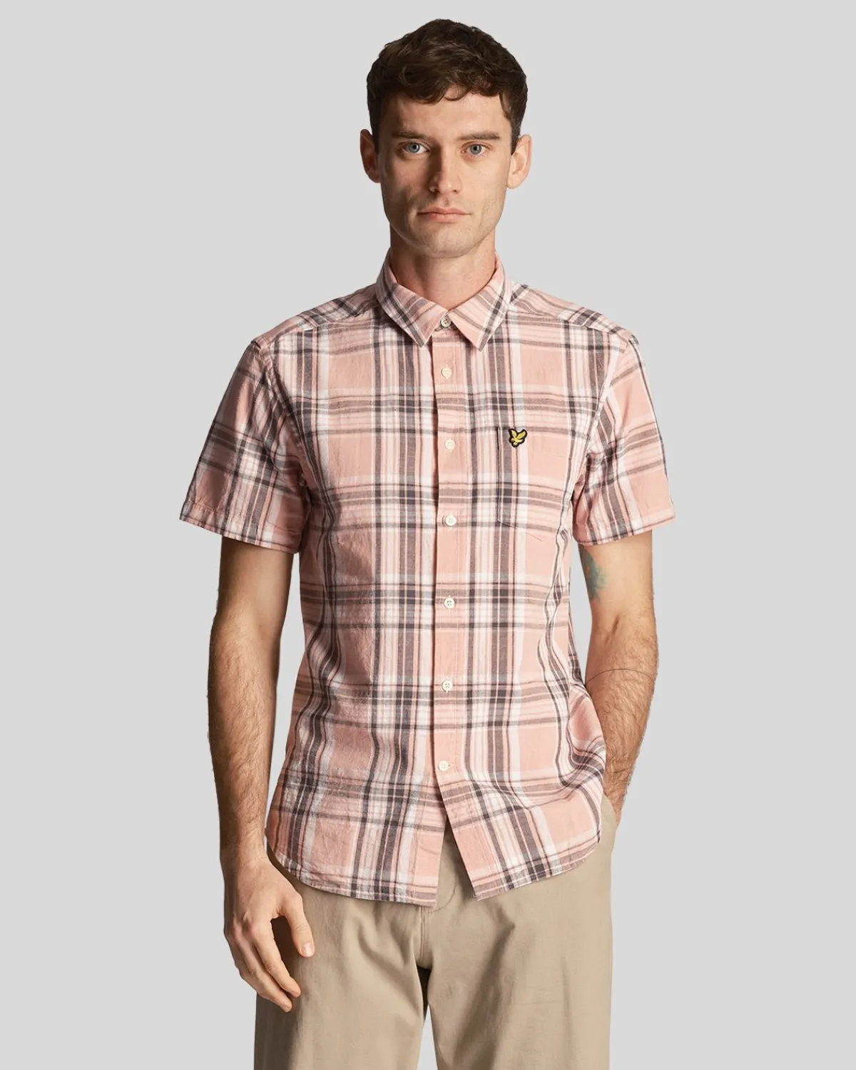 kurzrmeliges_hemd_mit_leinenkaro_0.webp Lyle & Scott Vermächtnis | Hemden<Kurzärmeliges Hemd mit Leinen-Karo PalmPink