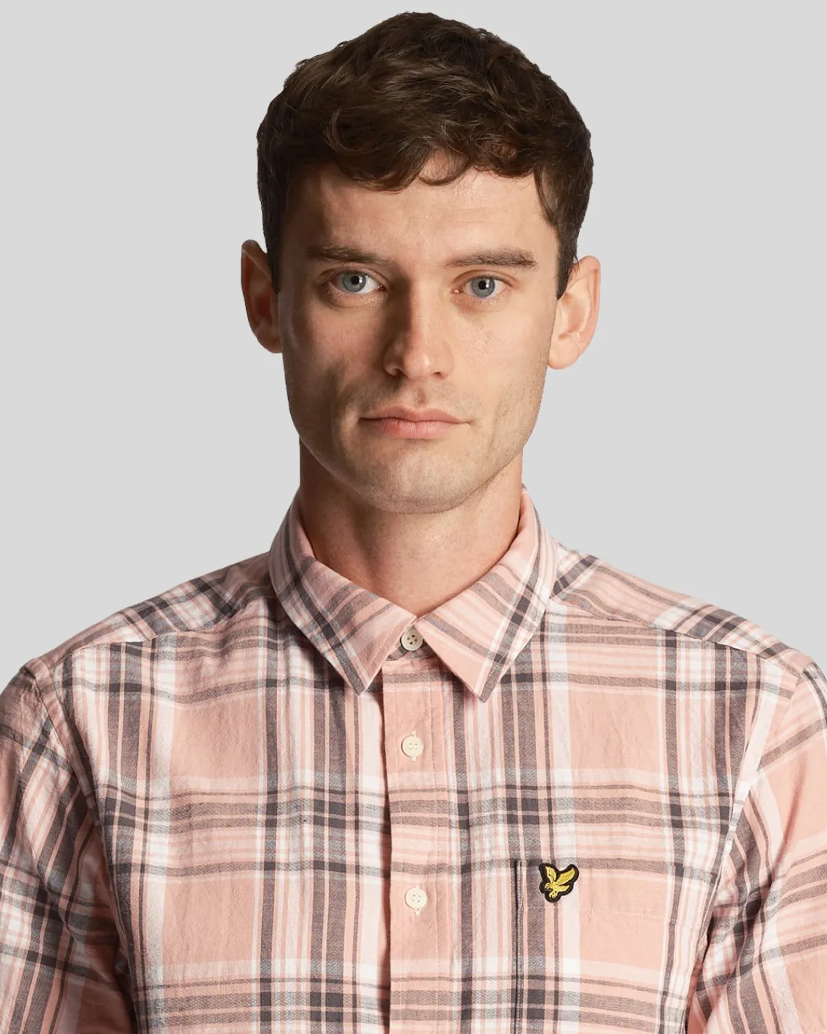 kurzrmeliges_hemd_mit_leinenkaro_3.webp Lyle & Scott Vermächtnis | Hemden<Kurzärmeliges Hemd mit Leinen-Karo PalmPink