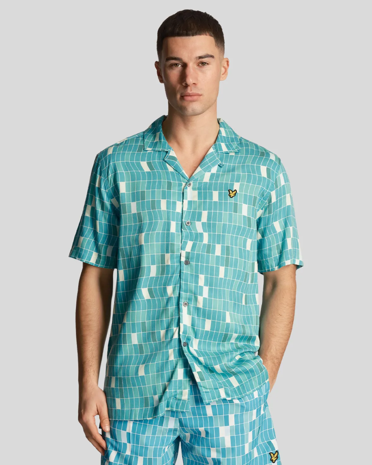 pool_print_hemd_0.webp Lyle & Scott Hemden<Pool Print Hemd Fliesenblau