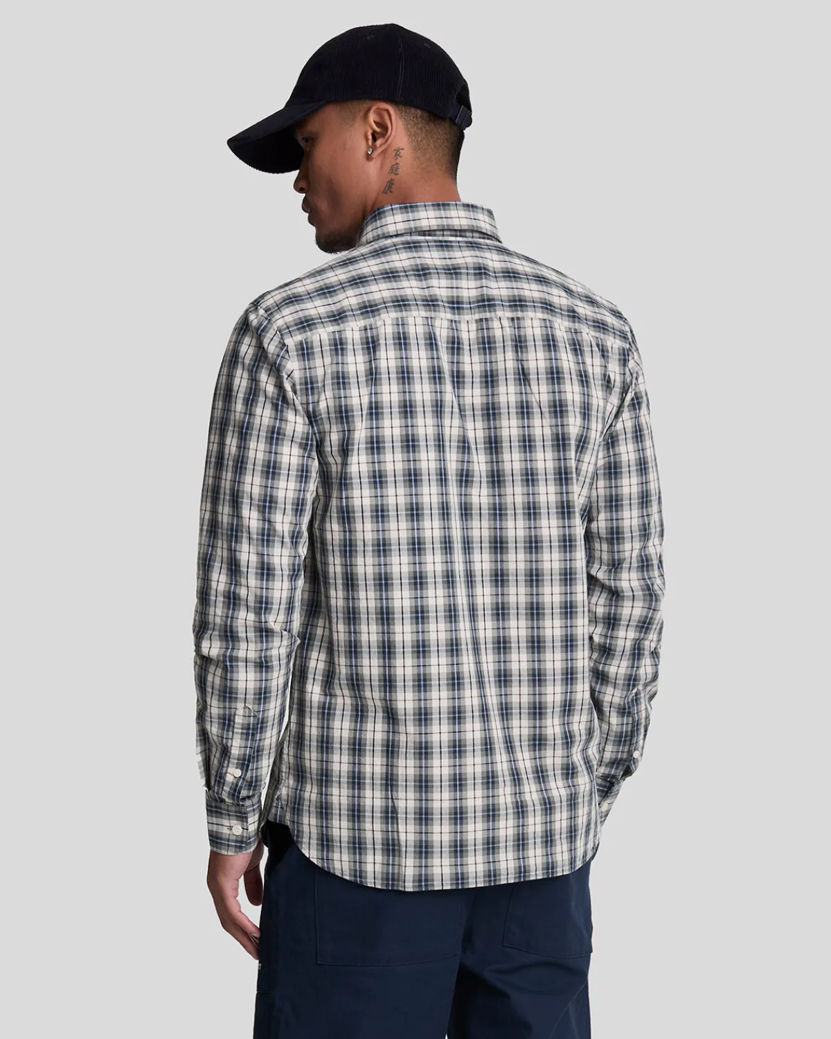 popelinehemd_mit_gewaschenem_karo_2-3.webp Lyle & Scott Hemden<Popeline-Hemd mit gewaschenem Karo Cove/DarkNavy