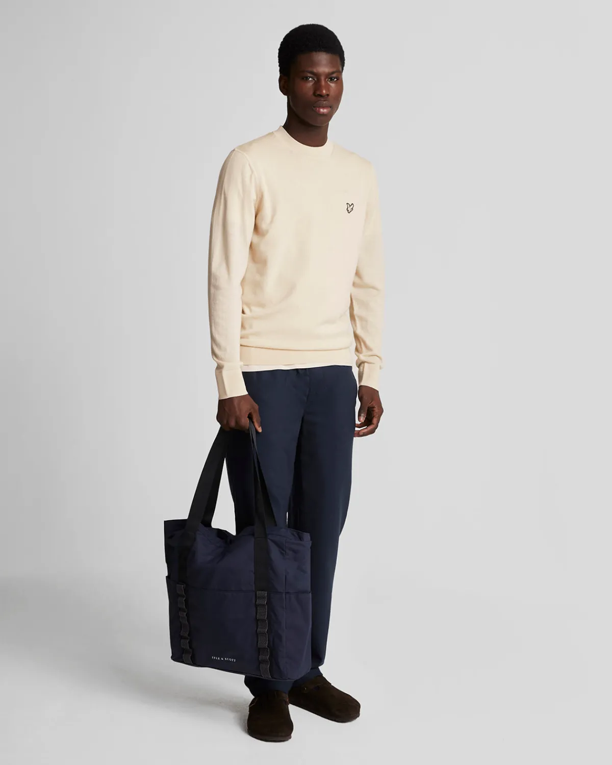 premium_merino_rundhalspullover_1.webp Lyle & Scott Reframed | Pullover & Strickwaren<Premium Merino Rundhals-Pullover DiscoveryKhaki