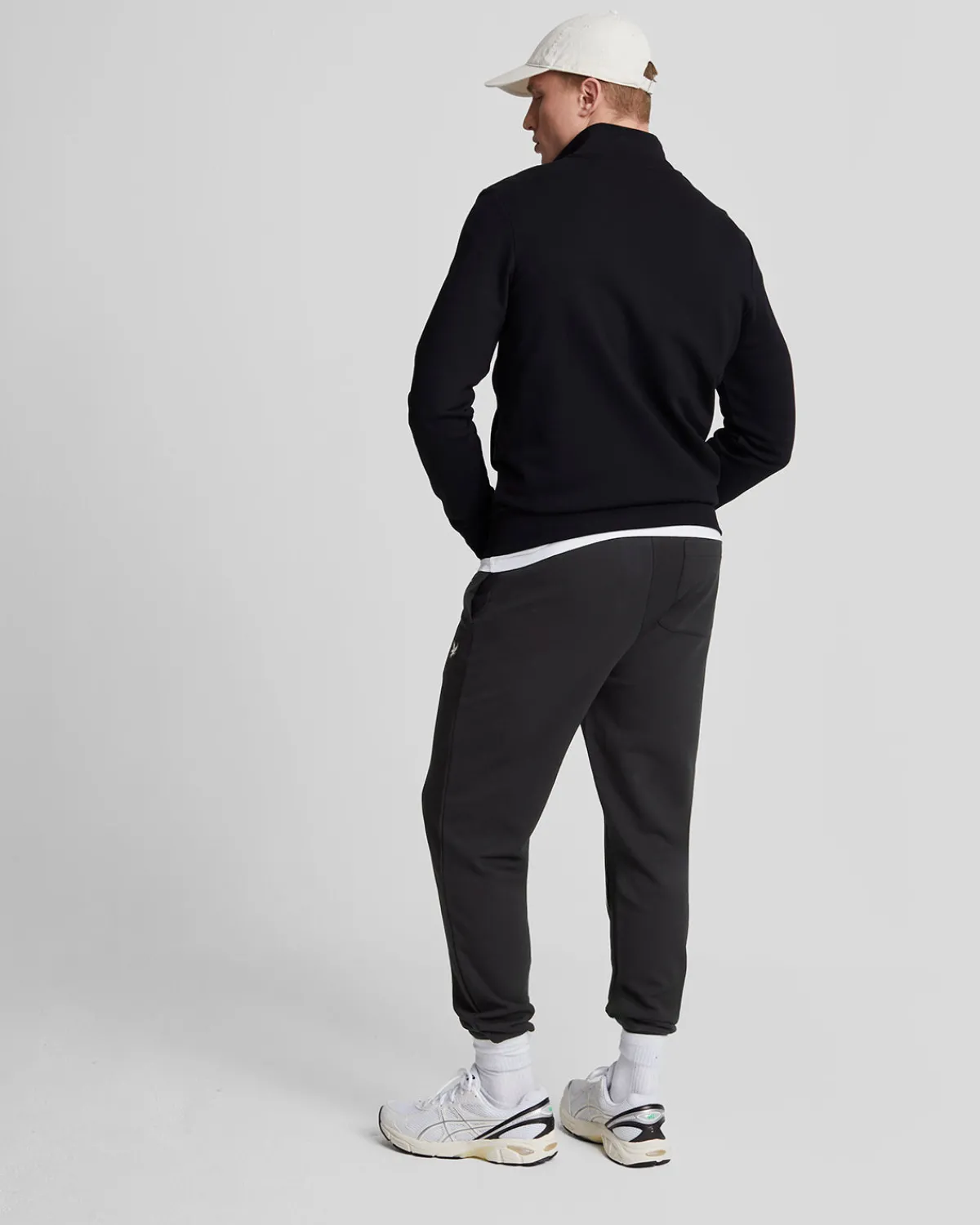 premiumjogginghose_aus_franzsischem_frottee_mit_diagonalbindung_2-2.webp Lyle & Scott Reframed | Jogger<Premium-Jogginghose aus französischem Frottee mit Diagonalbindung Lacquer
