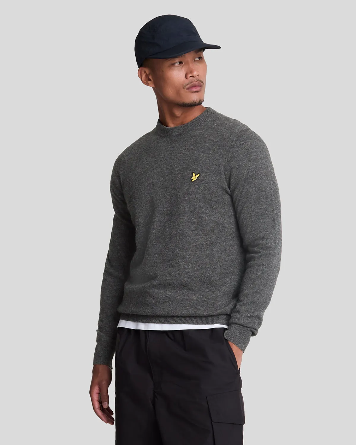 pullover_mit_rundhalsausschnitt_aus_lambswoolmischung_0-5.webp Lyle & Scott Pullover & Strickwaren<Pullover mit Rundhalsausschnitt aus Lambswool-Mischung CharcoalMarl