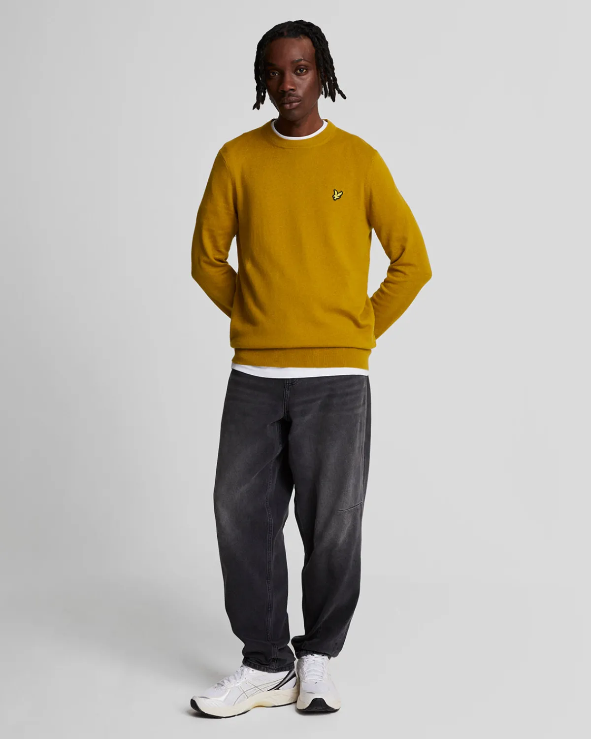rundhalspullover_aus_baumwolle_und_merino_1-2.webp Lyle & Scott Pullover & Strickwaren<Rundhals-Pullover aus Baumwolle und Merino EllanessGold