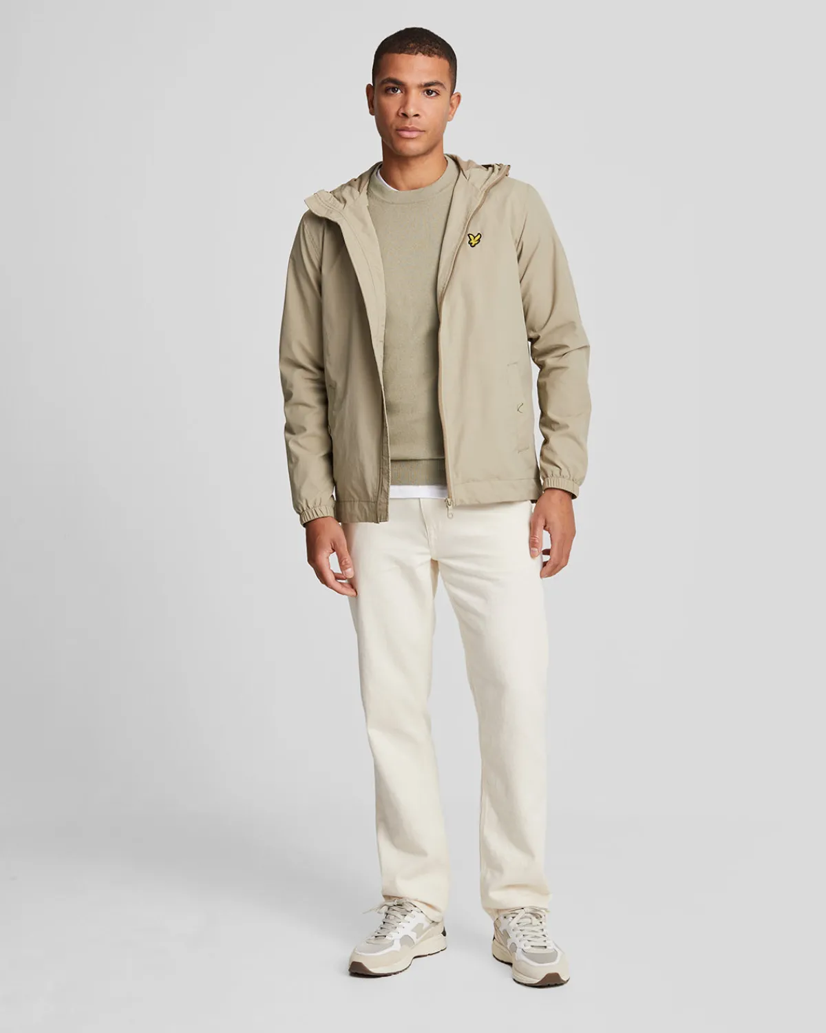 rundhalspullover_aus_baumwolle_und_merino_1-8.webp Lyle & Scott Pullover & Strickwaren<Rundhals-Pullover aus Baumwolle und Merino SageUniform