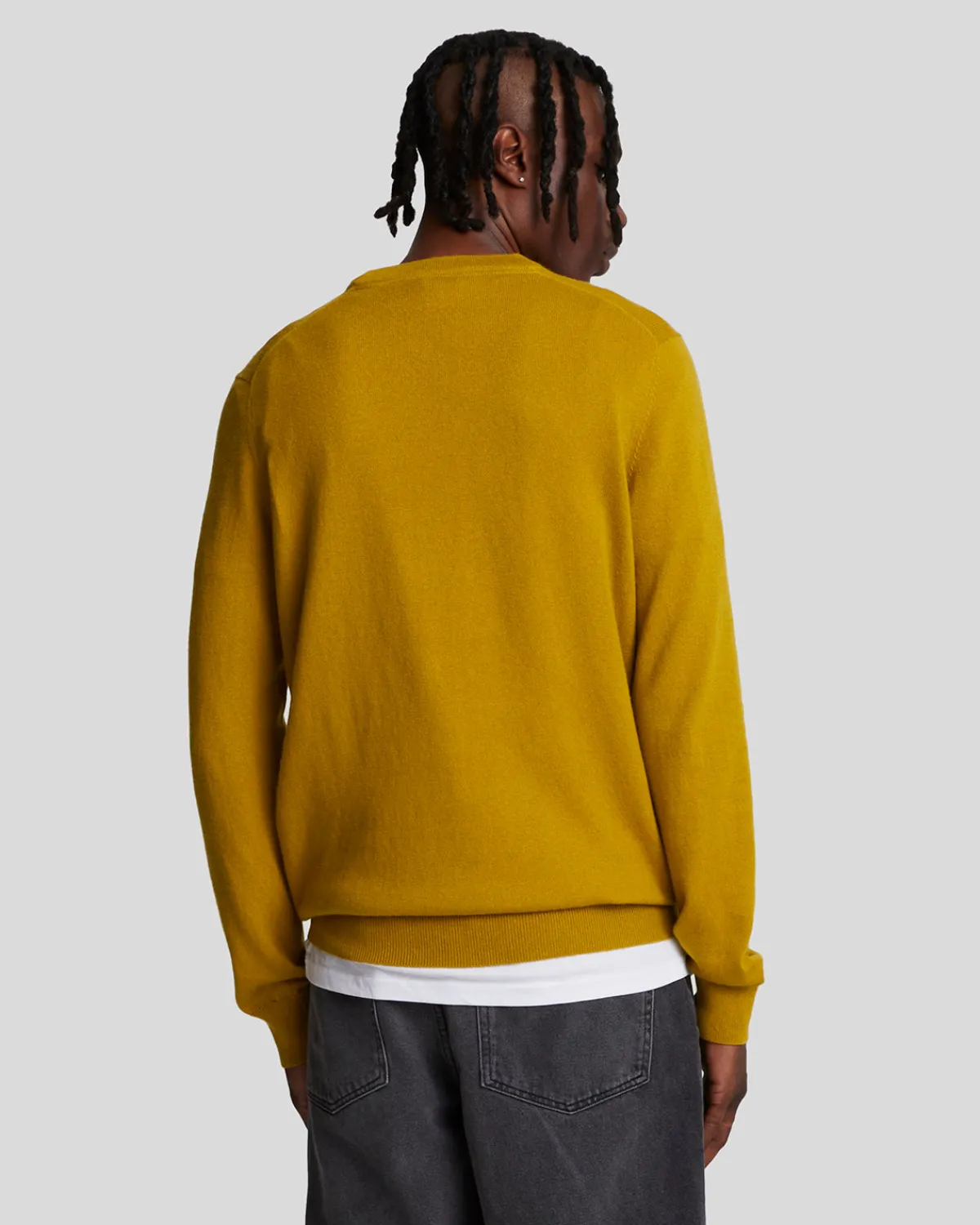 rundhalspullover_aus_baumwolle_und_merino_2-2.webp Lyle & Scott Pullover & Strickwaren<Rundhals-Pullover aus Baumwolle und Merino EllanessGold