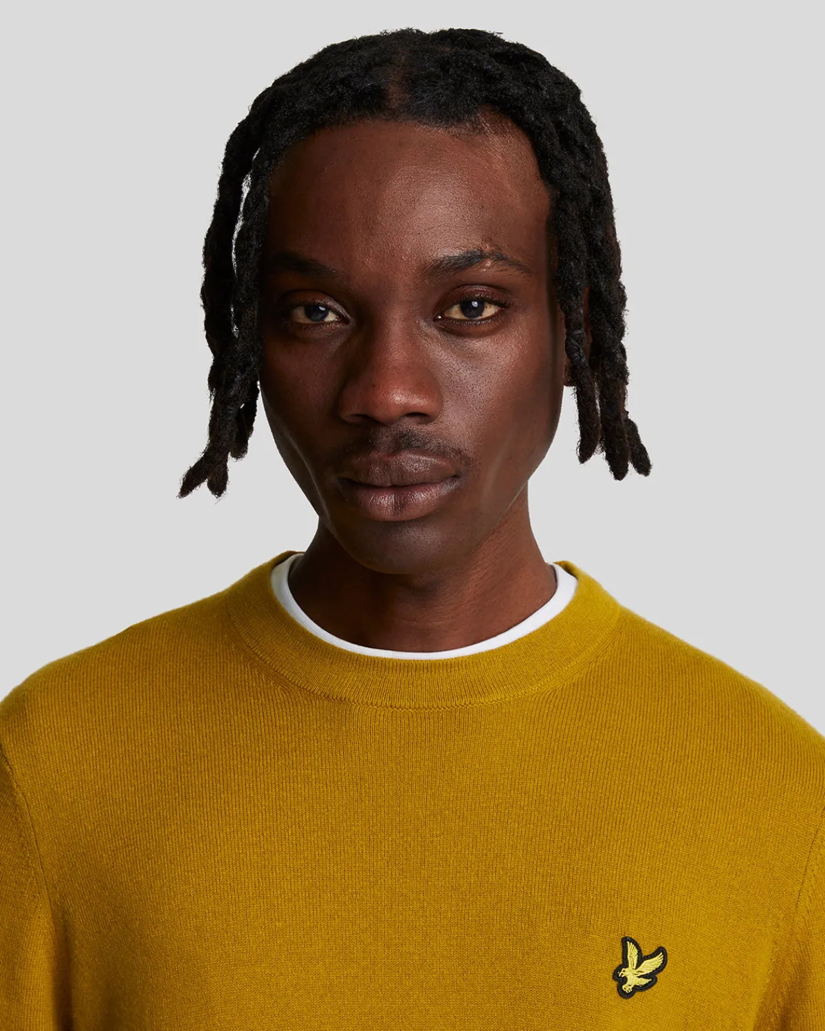 rundhalspullover_aus_baumwolle_und_merino_3-2.webp Lyle & Scott Pullover & Strickwaren<Rundhals-Pullover aus Baumwolle und Merino EllanessGold