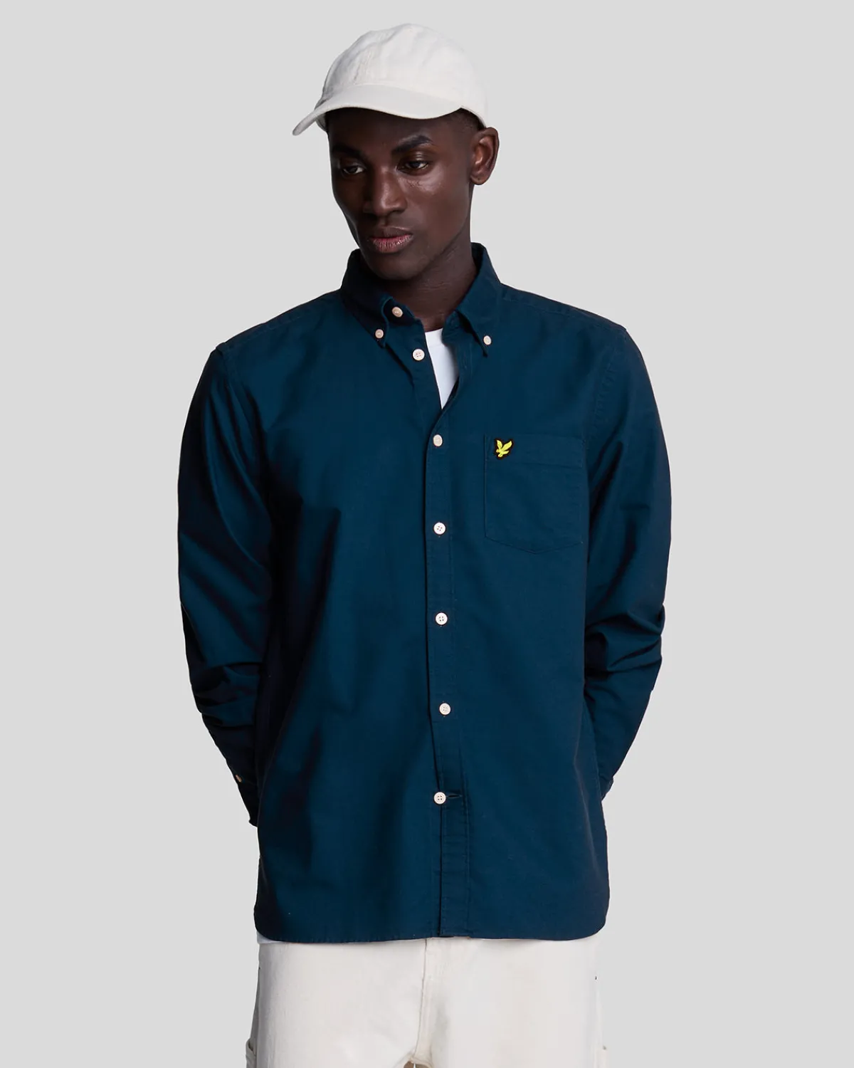 schlichtes_oxford_hemd_0-12.webp Lyle & Scott Hemden<Schlichtes Oxford Hemd ApresNavy