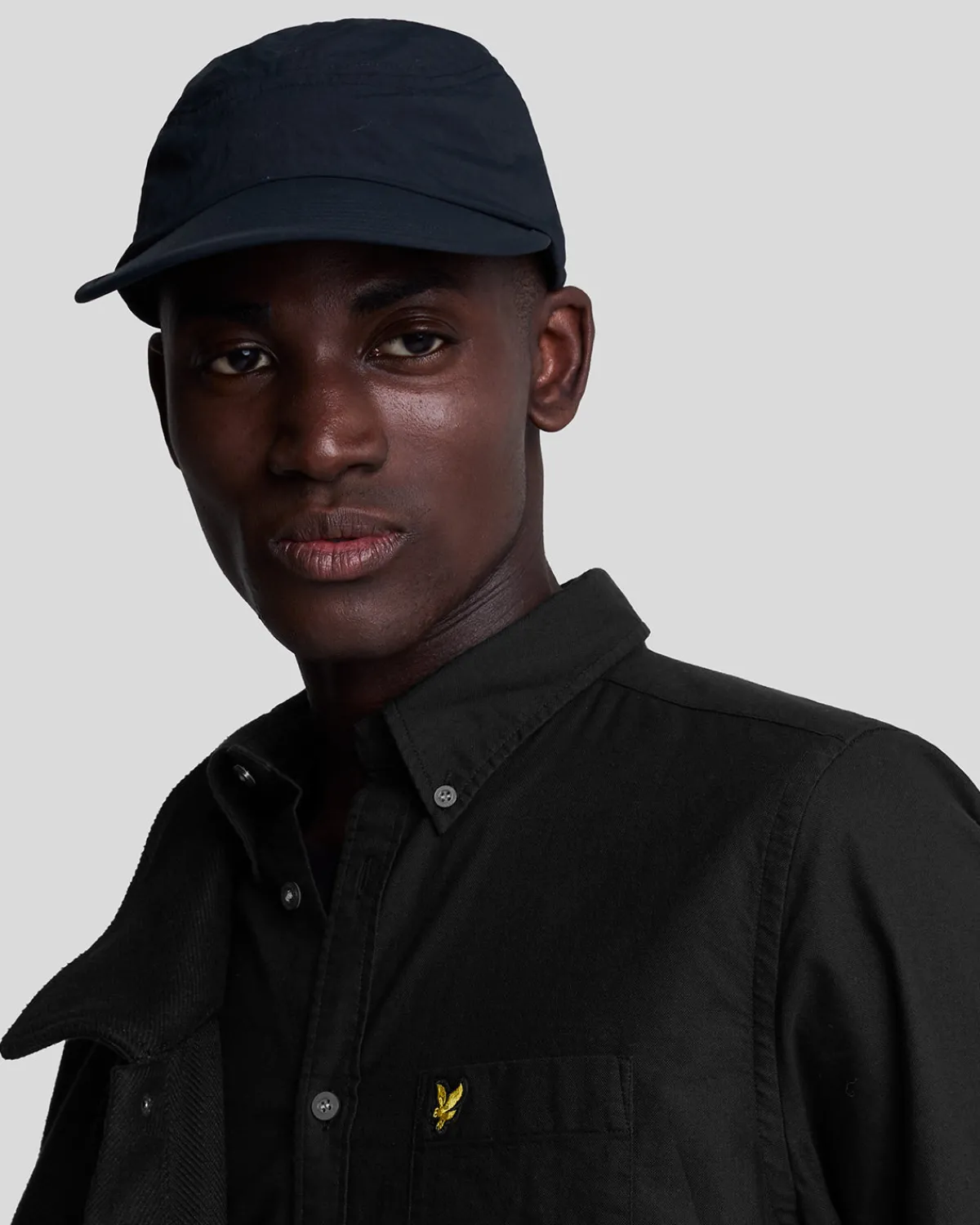 schlichtes_oxford_hemd_3-2.webp Lyle & Scott Grundlegendes | Hemden<Schlichtes Oxford Hemd JetBlack