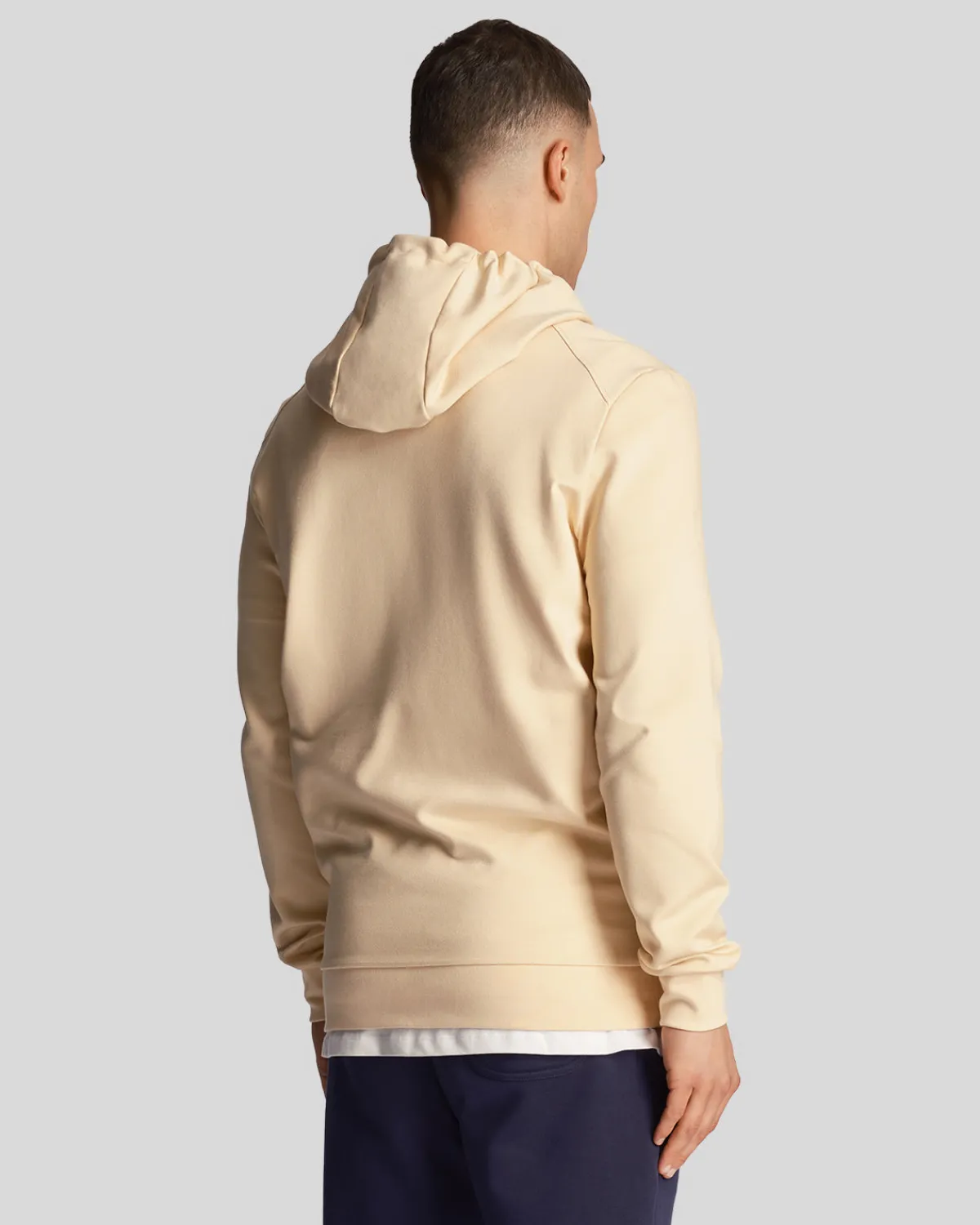sport_fliege_fleece_hoodie_2.webp Lyle & Scott Sportbekleidung | Kapuzenpullover<Sport Fliege Fleece Hoodie SandDune