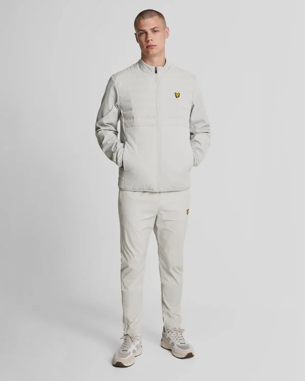 Lyle & Scott Sportbekleidung | Mäntel & Jacken<Sport Hybrid Double Baffle Jacke Pebble
