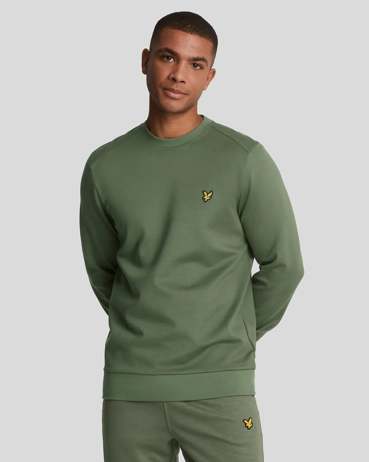 sport_rundhalsausschnitt_fly_fleece_sweatshirt_0-1.webp Lyle & Scott Sportbekleidung | Sweatshirts<Sport Rundhalsausschnitt Fly Fleece Sweatshirt Kaktusgrün