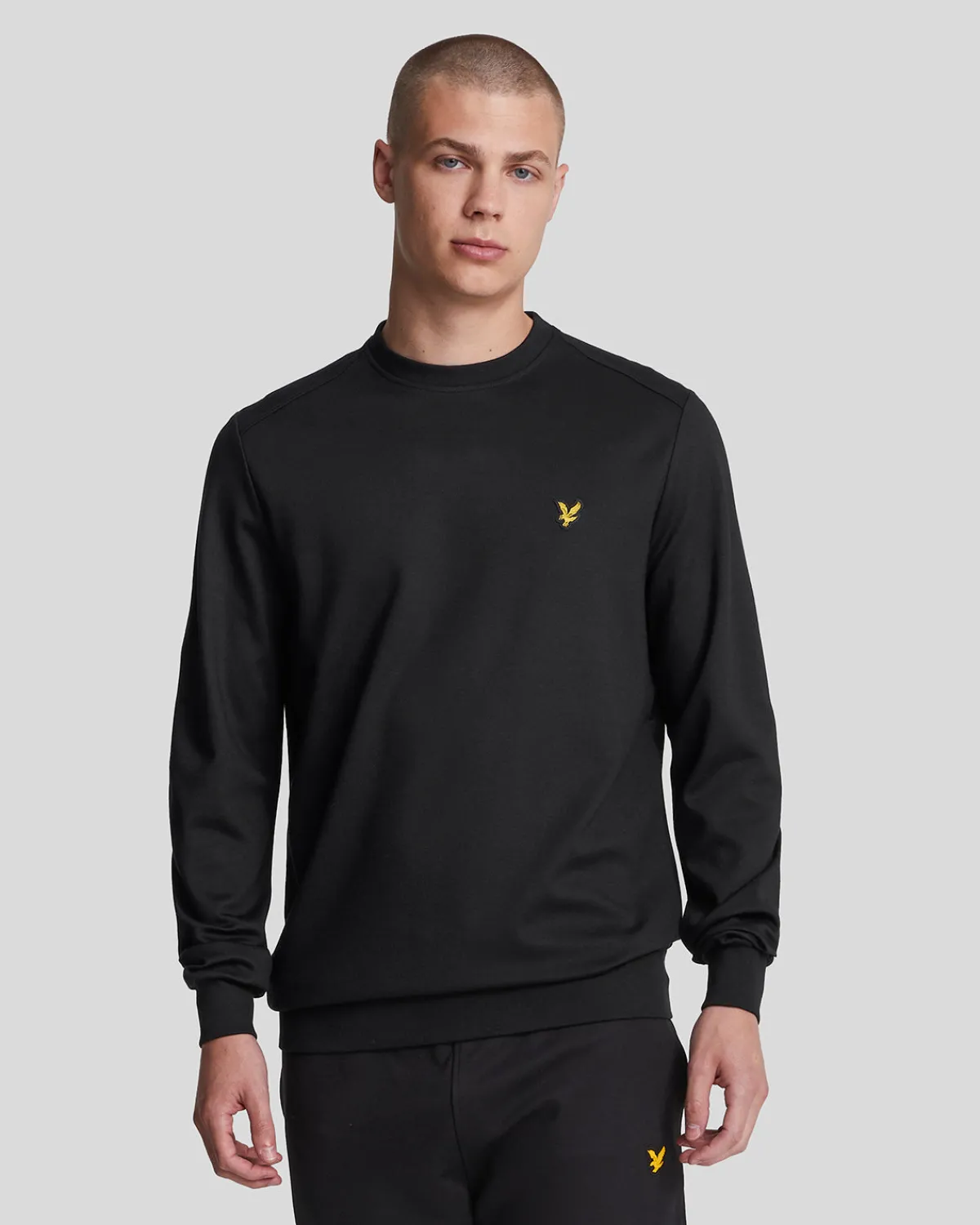 sport_rundhalsausschnitt_fly_fleece_sweatshirt_0-3.webp Lyle & Scott Sportbekleidung | Sweatshirts<Sport Rundhalsausschnitt Fly Fleece Sweatshirt Pechschwarz