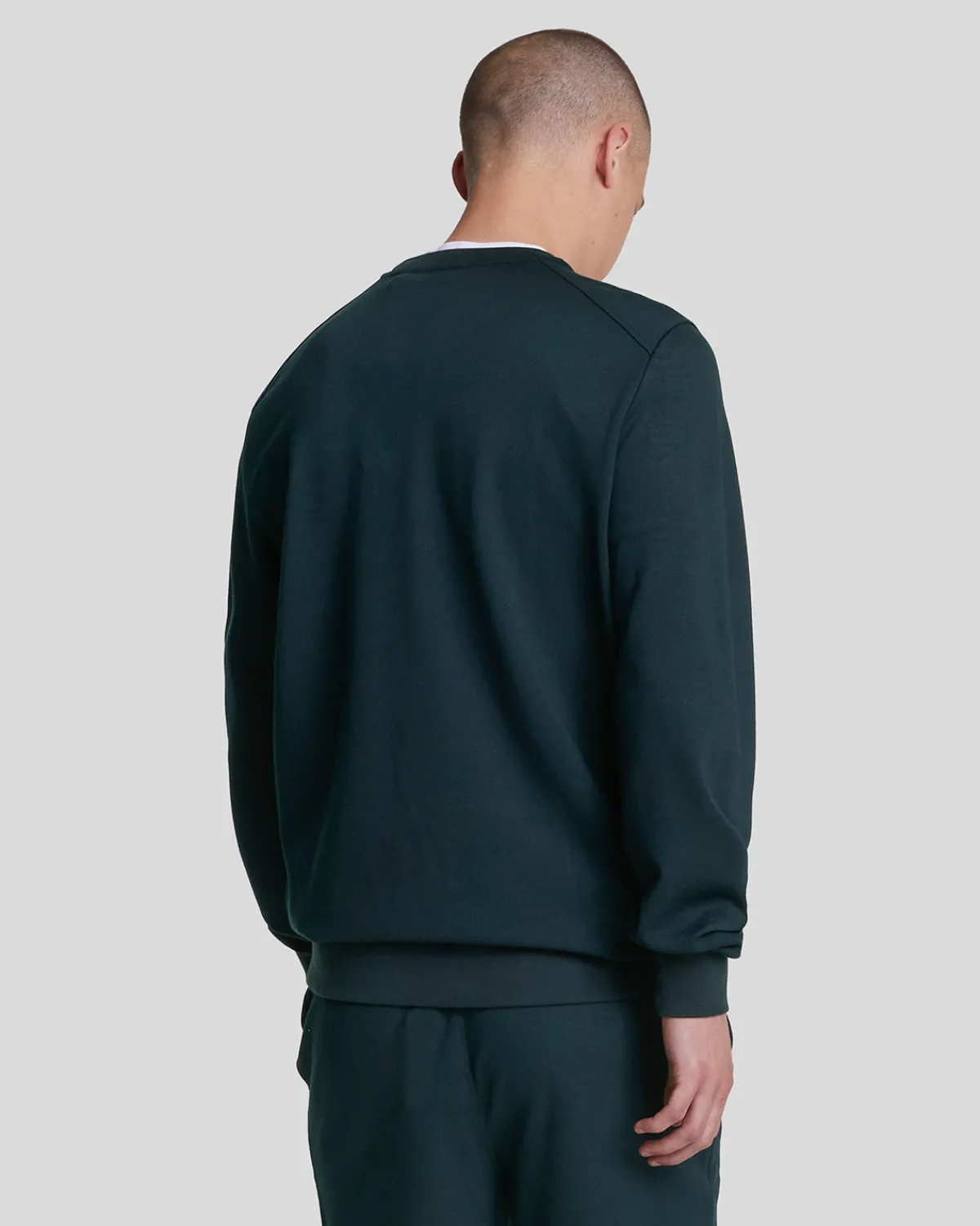 sport_rundhalsausschnitt_fly_fleece_sweatshirt_2-2.webp Lyle & Scott Sportbekleidung | Sweatshirts<Sport Rundhalsausschnitt Fly Fleece Sweatshirt DunkleMarine