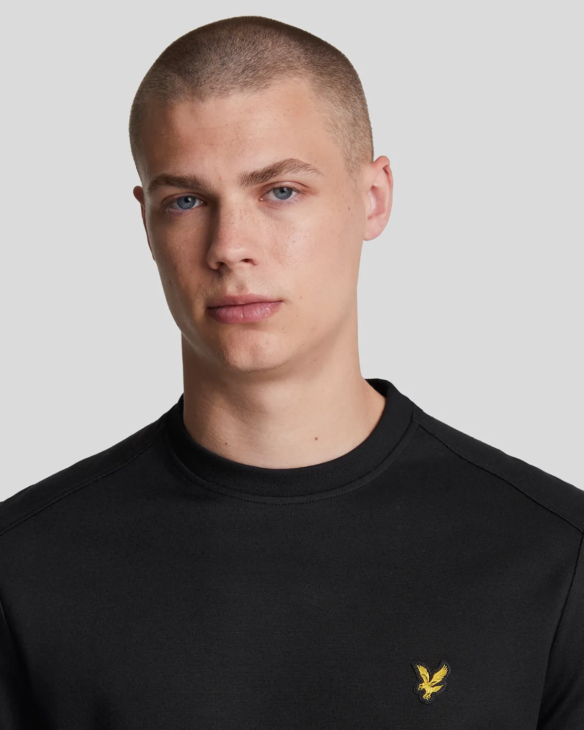sport_rundhalsausschnitt_fly_fleece_sweatshirt_3-3.webp Lyle & Scott Sportbekleidung | Sweatshirts<Sport Rundhalsausschnitt Fly Fleece Sweatshirt Pechschwarz