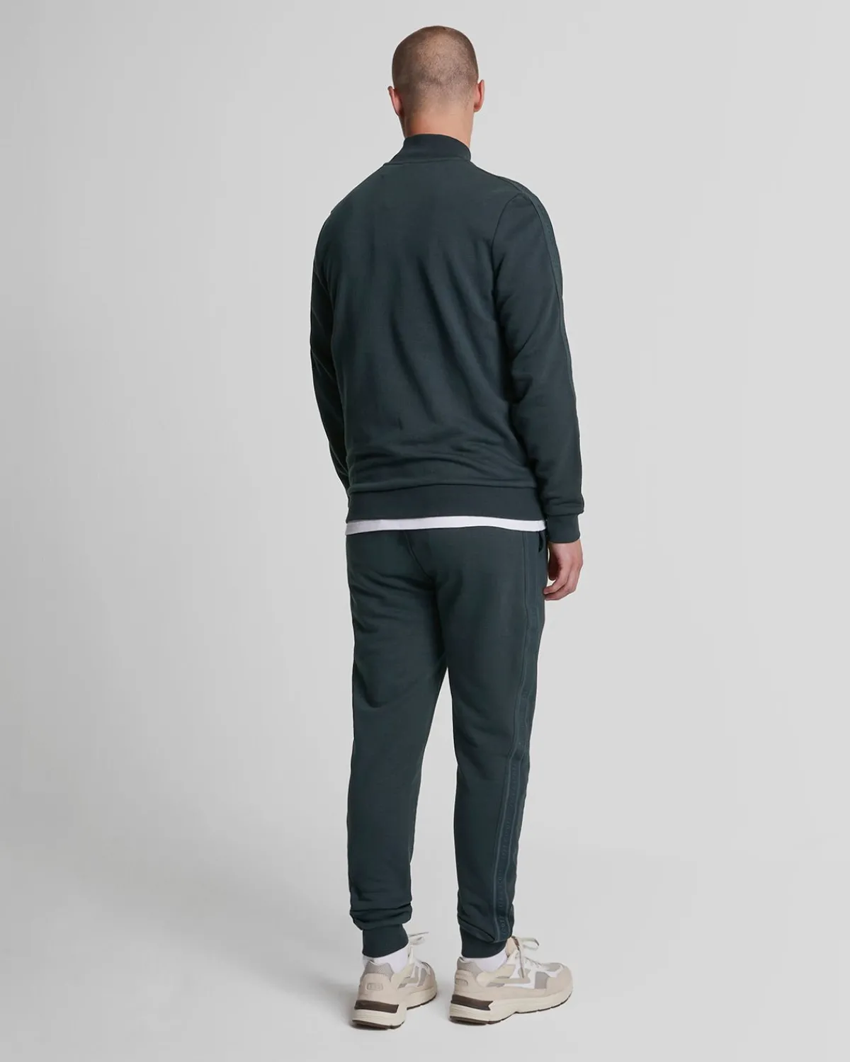 sport_tape_trainingshose_2.webp Lyle & Scott Sportbekleidung | Jogger<Sport Tape Trainingshose DarkNavy