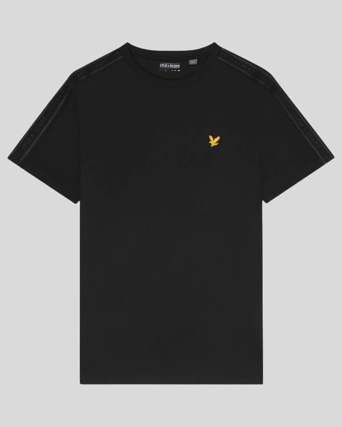 sport_tape_tshirt_4.webp Lyle & Scott Sportbekleidung | T-shirts<Sport Tape T-Shirt Pechschwarz