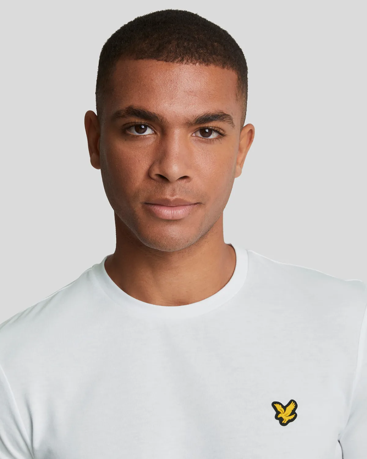 sportliches_martin_tshirt_mit_kurzen_rmeln_3-5.webp Lyle & Scott Sportbekleidung | T-shirts<Sportliches Martin T-Shirt mit kurzen Ärmeln Weiss
