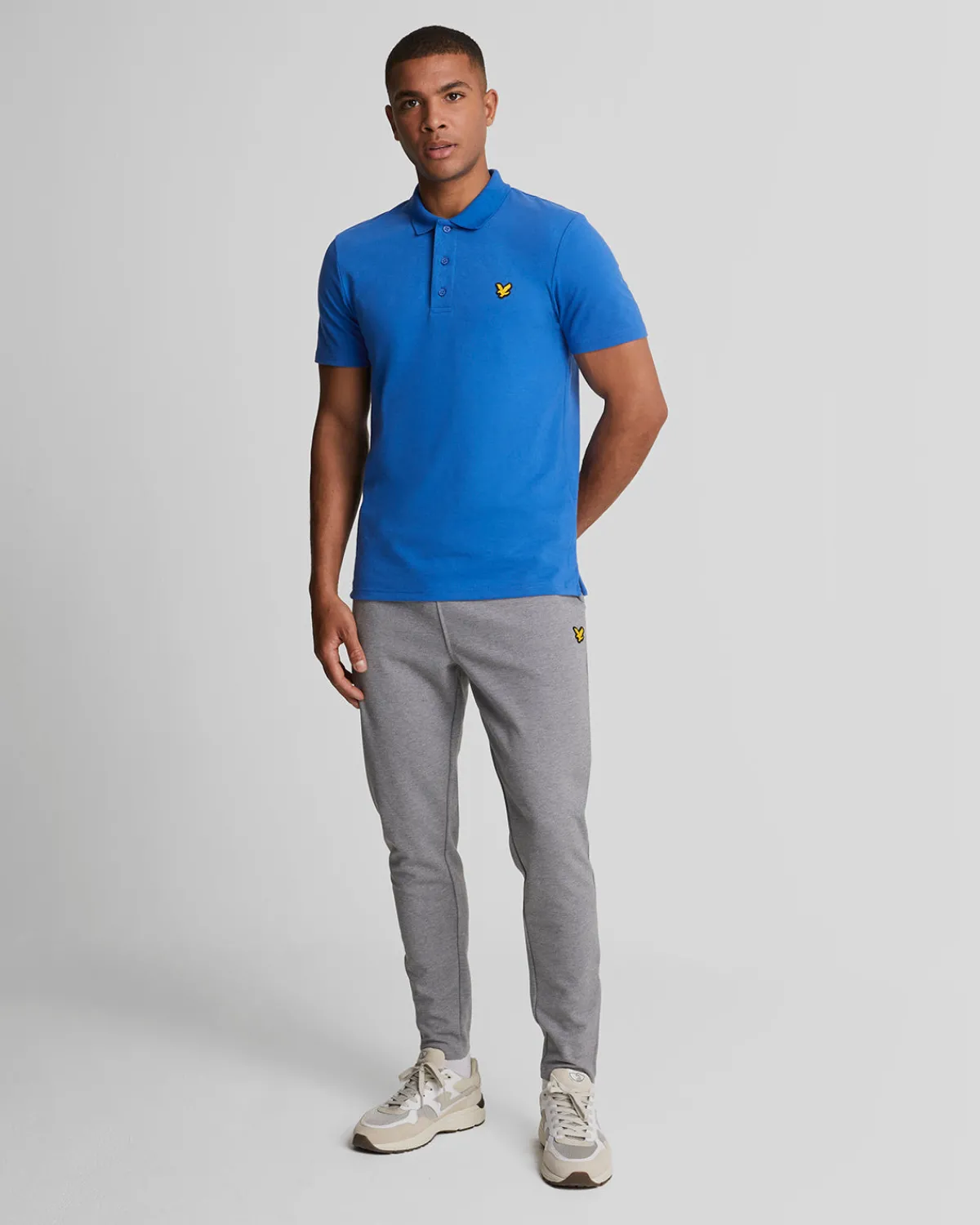 sportliches_polohemd_mit_kurzen_rmeln_1-2.webp Lyle & Scott Sportbekleidung | Polohemden<Sportliches Polohemd mit kurzen Ärmeln LucidBlue