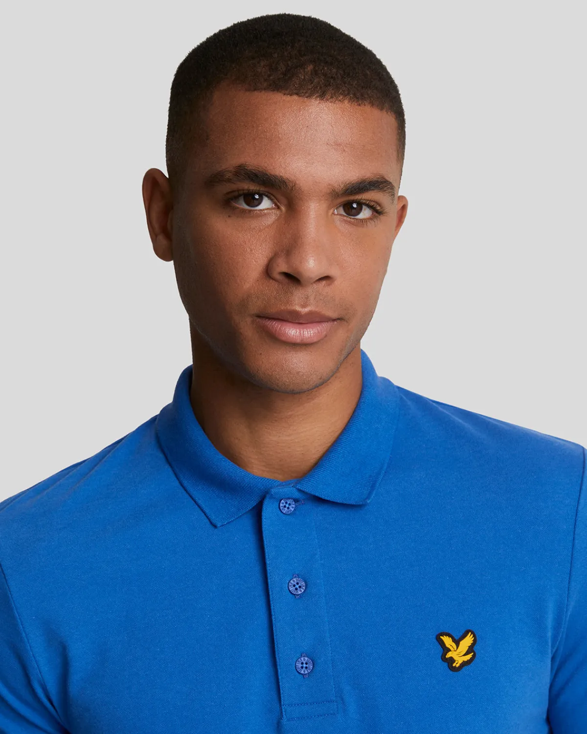 sportliches_polohemd_mit_kurzen_rmeln_3-2.webp Lyle & Scott Sportbekleidung | Polohemden<Sportliches Polohemd mit kurzen Ärmeln LucidBlue