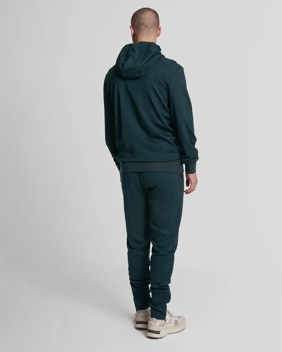 sports_fly_fleece_trainingshose_2-1.webp Lyle & Scott Sportbekleidung | Jogger<Sports Fly Fleece Trainingshose DunkleMarine