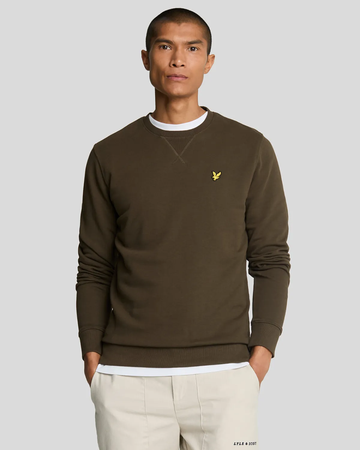 sweatshirt_mit_rundhalsausschnitt_0-3.webp Lyle & Scott Grundlegendes | Sweatshirts<Sweatshirt mit Rundhalsausschnitt Olive