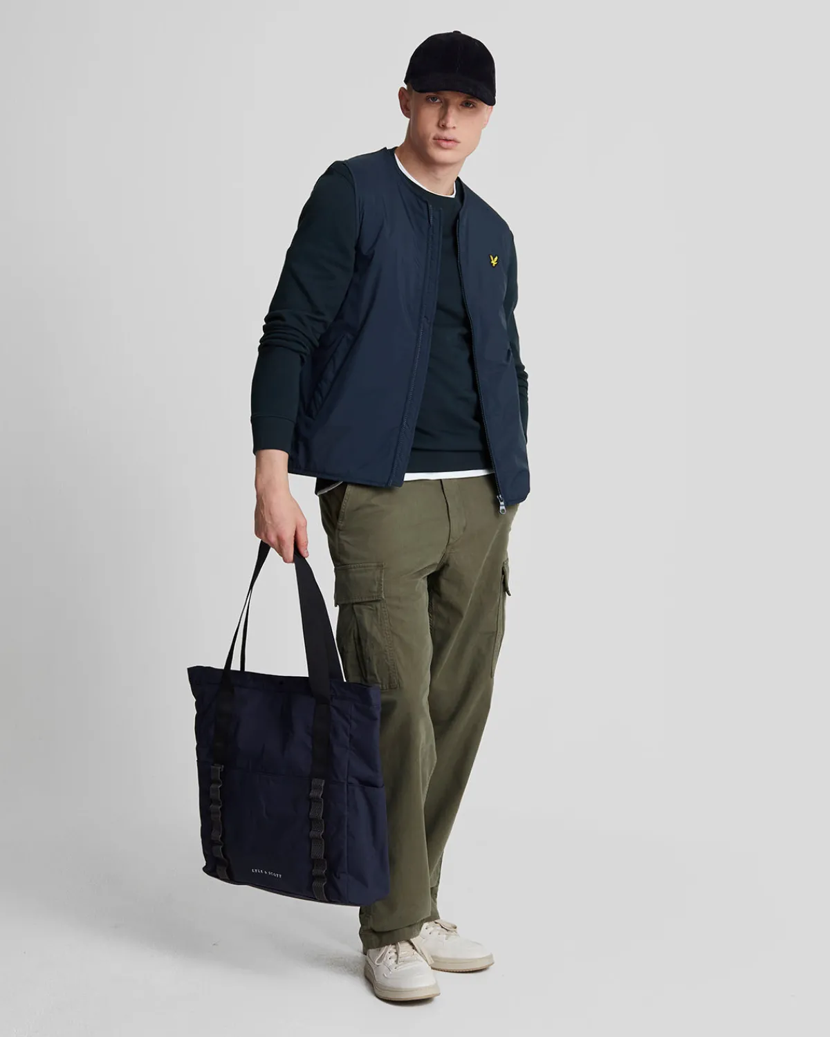 sweatshirt_mit_rundhalsausschnitt_1-1.webp Lyle & Scott Vermächtnis | Sweatshirts<Sweatshirt mit Rundhalsausschnitt DunkleMarine