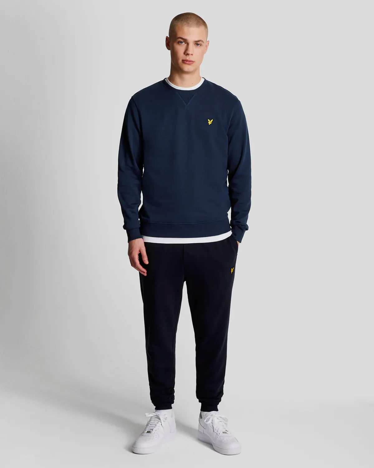 sweatshirt_mit_rundhalsausschnitt_1-8.webp Lyle & Scott Grundlegendes | Sweatshirts<Sweatshirt mit Rundhalsausschnitt Marine