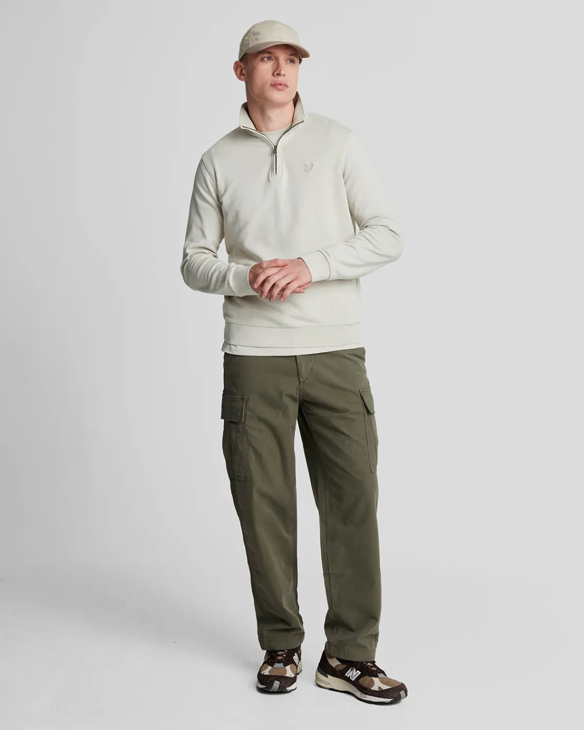 tonal_eagle__reiverschluss_sweatshirt_1-3.webp Lyle & Scott Sweatshirts<Tonal Eagle 1/4 Reißverschluss Sweatshirt Bucht