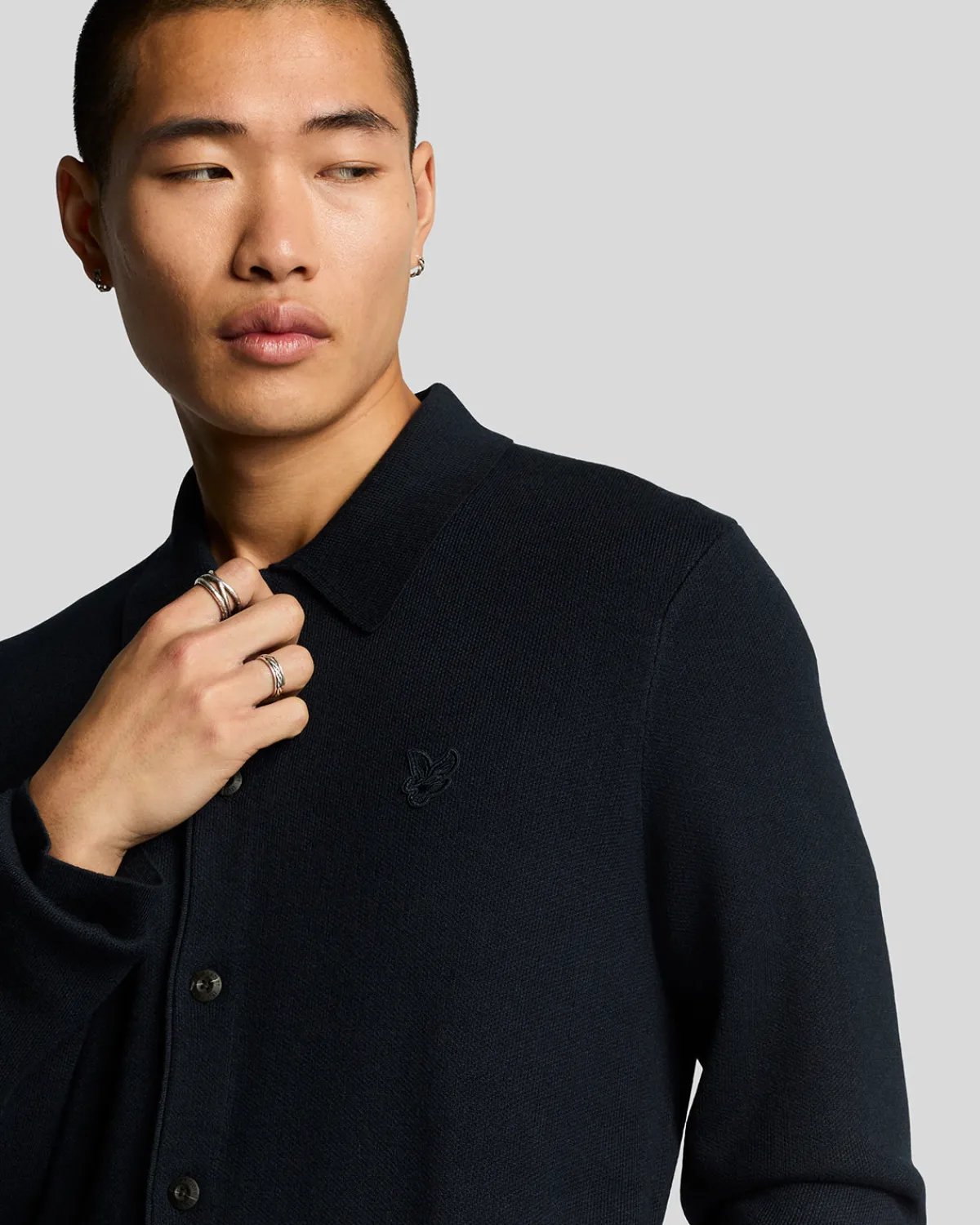 tonal_eagle_doppelt_gestricktes_hemd_3.webp Lyle & Scott Reframed | Hemden<Tonal Eagle Doppelt gestricktes Hemd DarkNavy