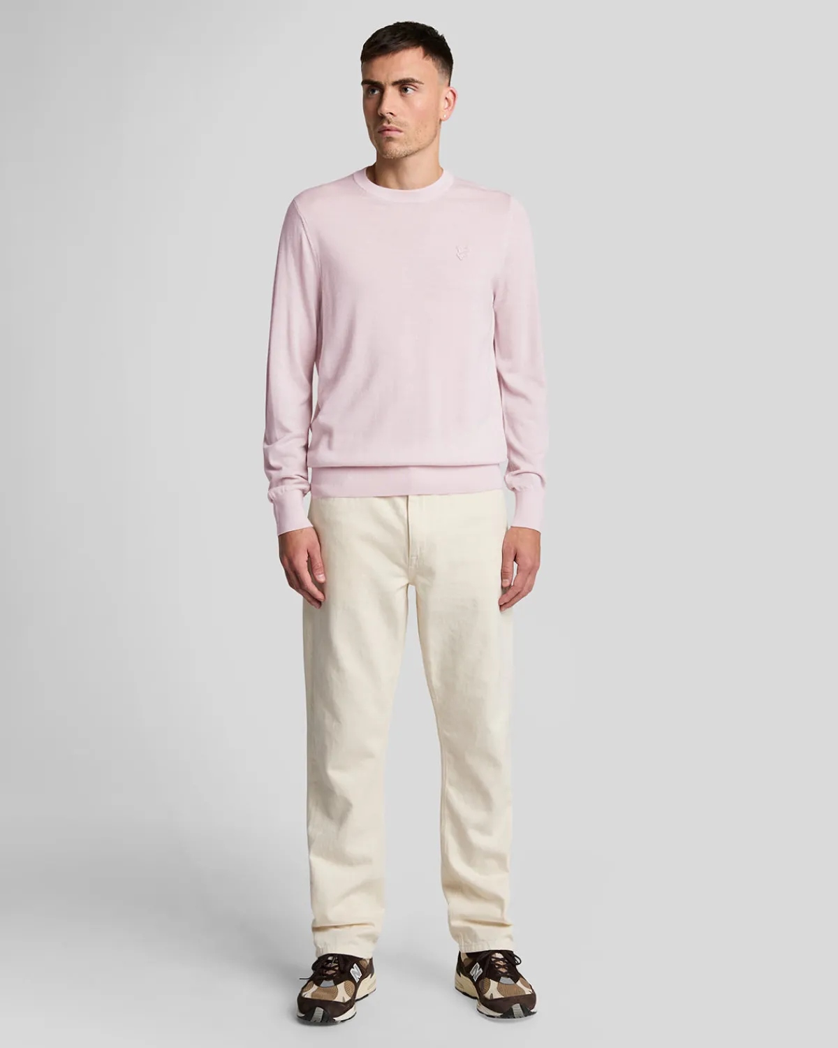 tonal_eagle_merino_rundhalspullover_1-5.webp Lyle & Scott Reframed | Pullover & Strickwaren<Tonal Eagle Merino Rundhals-Pullover PinkSalt