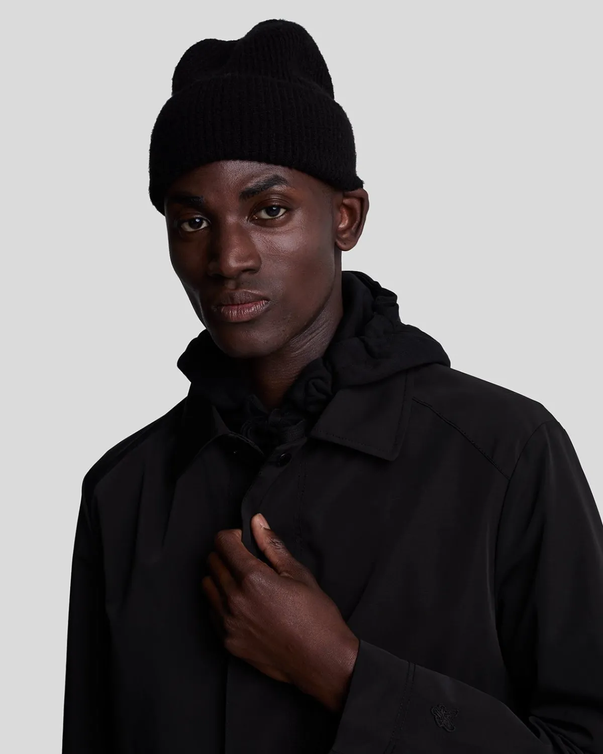 tonal_eagle_mittellanger_automantel_3.webp Lyle & Scott Reframed | Mäntel & Jacken<Tonal Eagle Mittellanger Automantel JetBlack