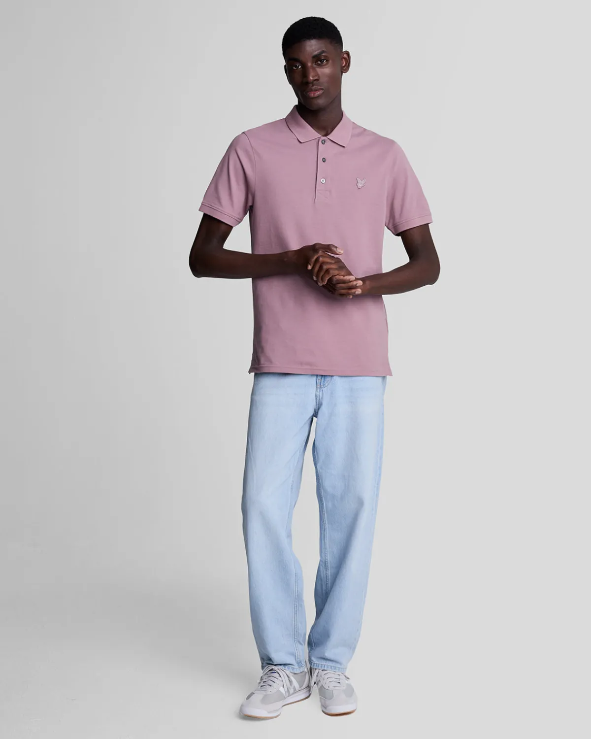 tonal_eagle_polohemd_1-7.webp Lyle & Scott Reframed | Polohemden<Tonal Eagle Polohemd MountainThistle