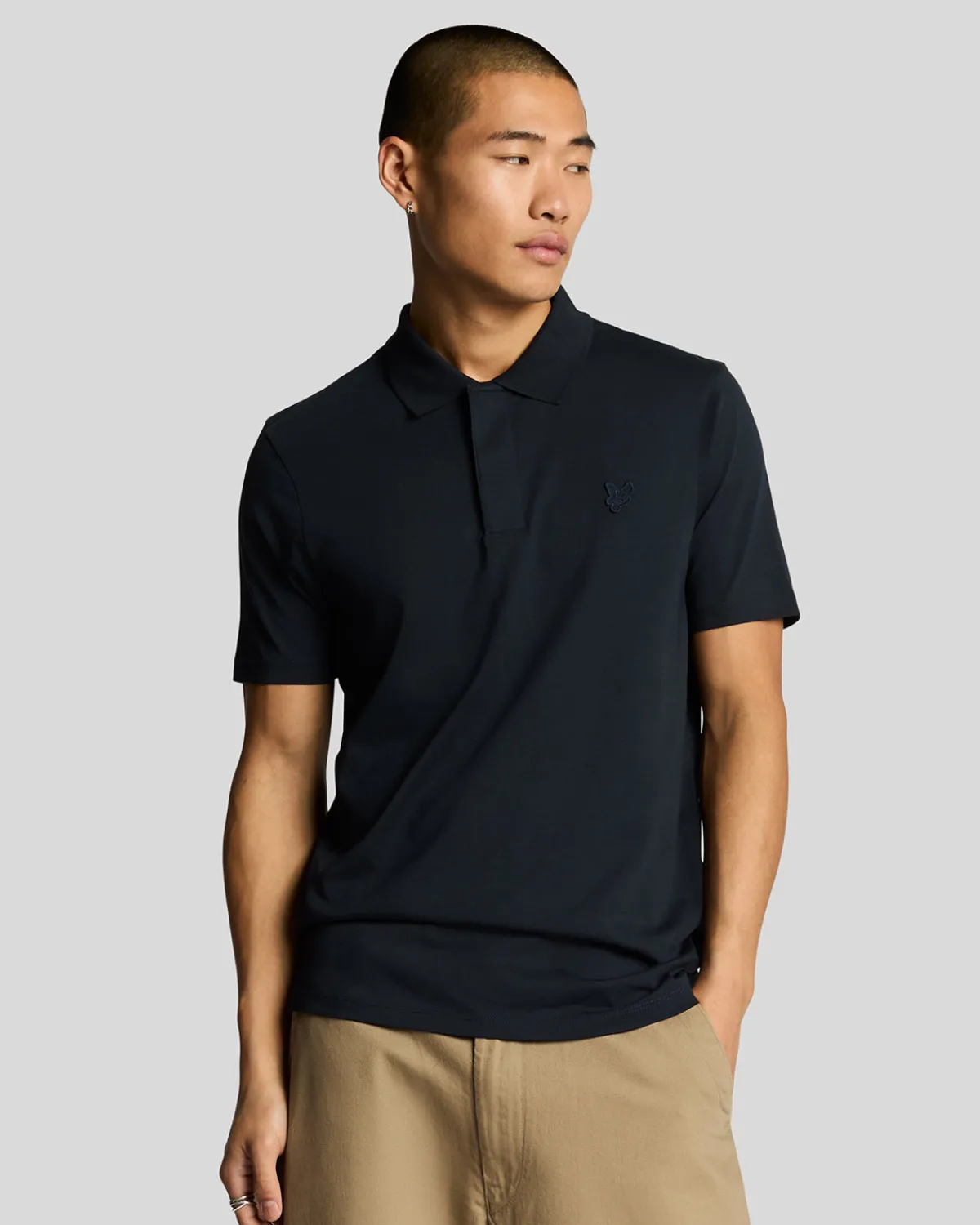 tonal_eagle_polohemd_aus_superfeiner_baumwolle_0-1.webp Lyle & Scott Reframed | Polohemden<Tonal Eagle Polohemd aus superfeiner Baumwolle DarkNavy